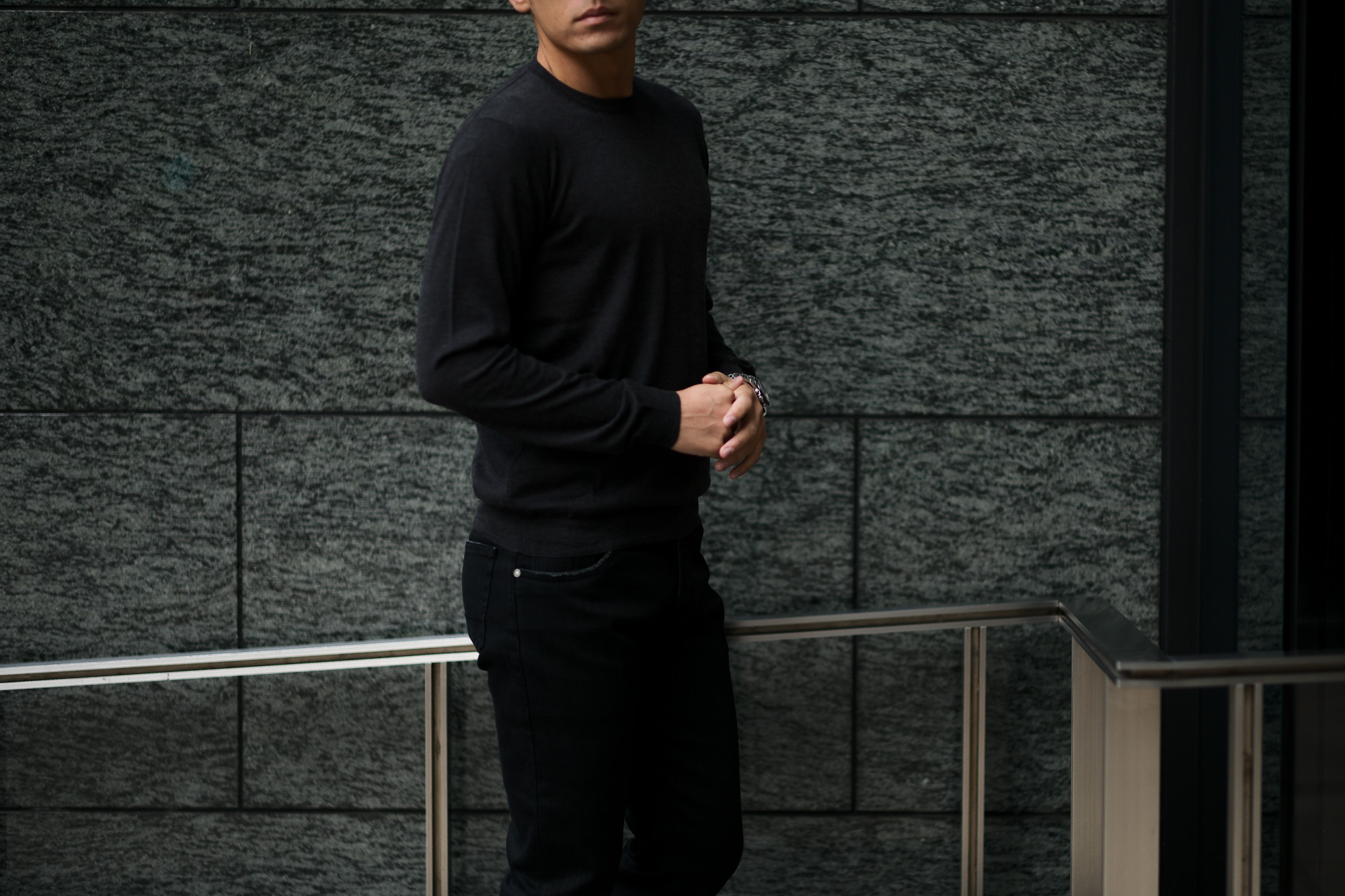 ZANONE(ザノーネ) Cashmere Crew Neck Sweater (カシミア クルーネック セーター) 18ゲージ カシミア ニット セーター CHARCOAL (チャコール・Z4944) made in italy (イタリア製) 2019 秋冬新作  愛知 名古屋 altoediritto アルトエデリット