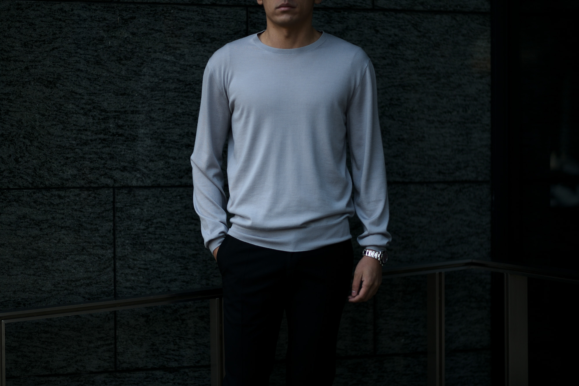 MANRICO CASHMERE "Silk Cashmere Wool" Crew Neck Sweater M050 0000 BLACK(ブラック),SNOW WHITE(スノーホワイト),DRESS BLUES(ドレスブルー),ROYAL BLUE(ロイヤルブルー),SABLE(グレージュ),GREY STONE(ダークグレー),AZTEC(ブラウン),CAMEL(キャメル),KOMBU GREEN(グリーン),YELLOW(イエロー),GRENADINE(オレンジ),HIGH RISK RED(ハイリスクレッド) MADE IN ITALY(イタリア製) 2020AW マンリコカシミア カシミヤ シルク カシミヤ ウール ニット イタリア製 altoediritto アルトエデリット　愛知 名古屋 