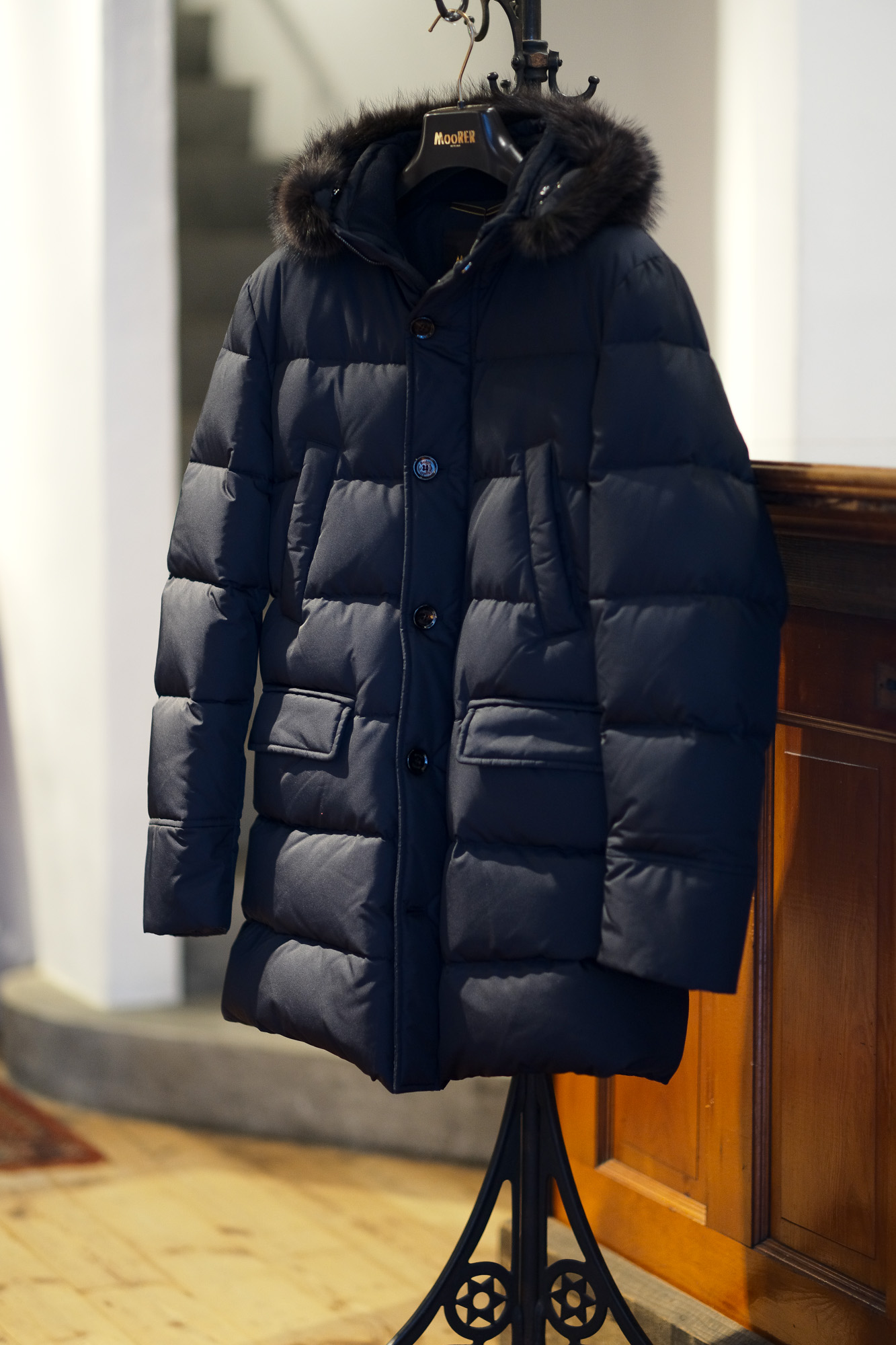 MOORER "BARBIERI" Nylon Down Jacket  2020AW /// VISONE(ベージュ・33),MARMOTTA(ブラウン・35),BOSCO(オリーブ・56),ANTRACITE(チャコール・05),BLUE(ブルー・78),NERO(ブラック・08) 【2020 秋冬 受注会開催 2019.12.15～2020.1.05】ムーレー ボンド カシミヤコート 愛知 名古屋 altoediritto アルトエデリット ダウンコート フェイヤー