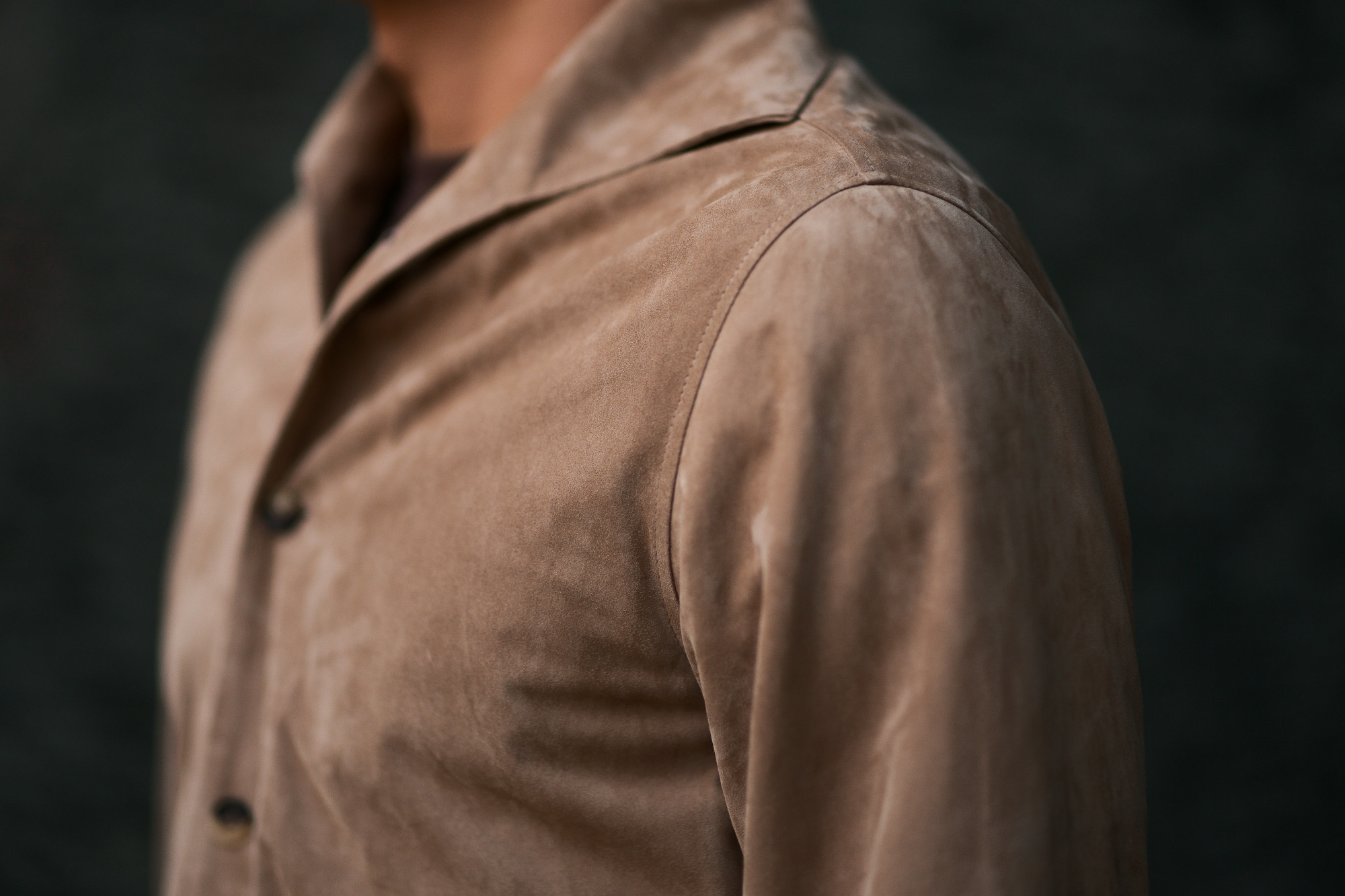 Alfredo Rifugio (アルフレード リフージオ) 20E326HM CAMOSCIO Summer Suede Leather Shirts サマースウェード レザーシャツ BEIGE(ベージュ) made in italy (イタリア製) 2020 春夏 【ご予約受付中】 alfredorifujio アルフレードリフージオ 愛知 名古屋 Alto e Diritto アルト エ デリット alto e diritto アルトエデリット レザージャケット 素肌にレザー 42,44,46,48,50,52