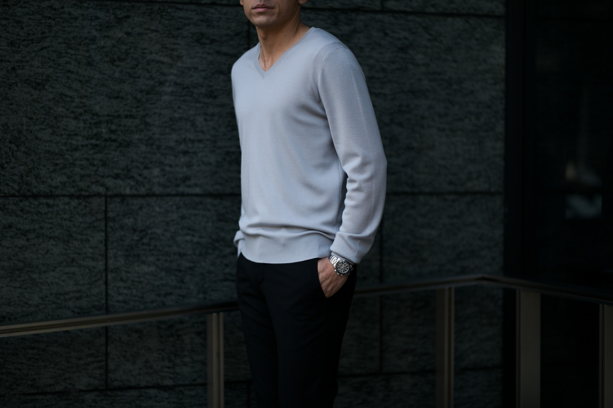 MANRICO CASHMERE(マンリコカシミア) "Super Cashmere" V Neck Sweater M040 0001 スーパーカシミヤ Vネック セーター BLACK(ブラック),SNOW WHITE(スノーホワイト),DRESS BLUES(ドレスブルー),ROYAL BLUE(ロイヤルブルー),SABLE(グレージュ),GREY STONE(ダークグレー),AZTEC(ブラウン),CAMEL(キャメル),KOMBU GREEN(グリーン),YELLOW(イエロー),GRENADINE(オレンジ),HIGH RISK RED(ハイリスクレッド) MADE IN ITALY(イタリア製) 2020AW マンリコカシミア スーパーカシミア クルーネックセーター カシミヤ 愛知 名古屋 altoediritto アルトエデリット