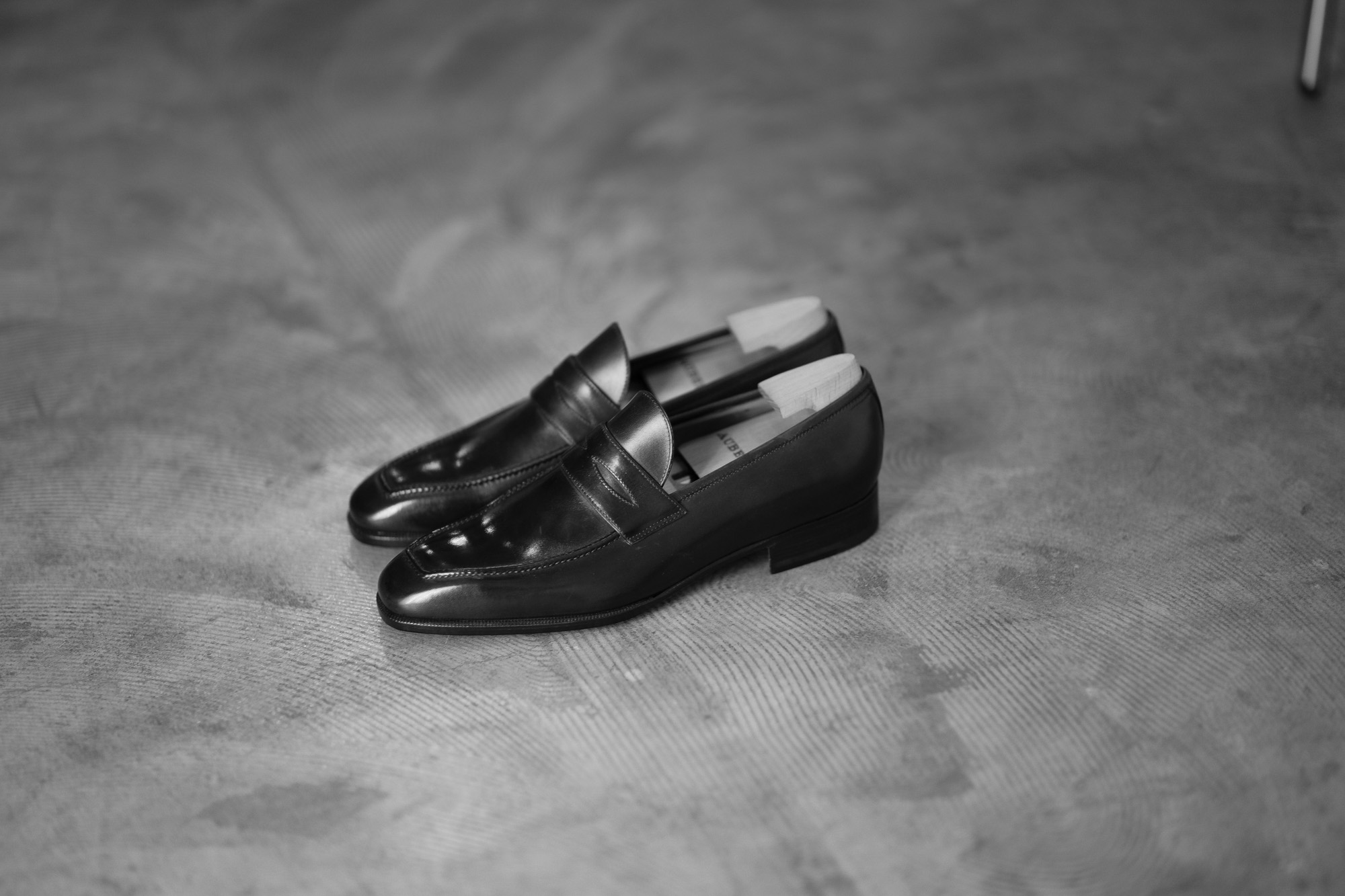 AUBERCY // "LUPIN" 3565 Coin Loafer Nero 2020AW オーベルシー ルパン ヴィッテロレザー カーフレザー コインローファー ブラック ローファー ドレスシューズ 日本代理店 愛知 名古屋 altoediritto アルトエデリット