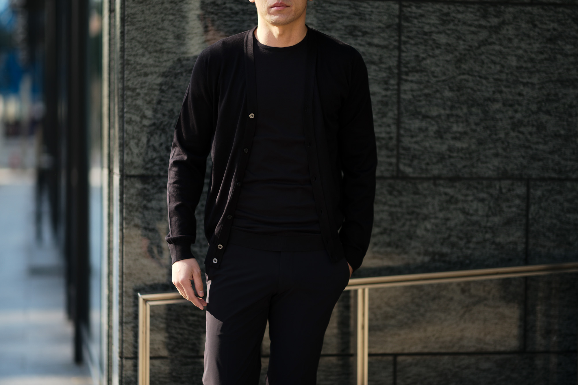 JOHN SMEDLEY(ジョンスメドレー) MODENA (モデナ) SEA ISLAND COTTON (シーアイランドコットン) コットンニット Vネック カーディガン BLACK (ブラック) Made in England (イギリス製) 2020 春夏新作 altoediritto アルトエデリット 愛知 名古屋