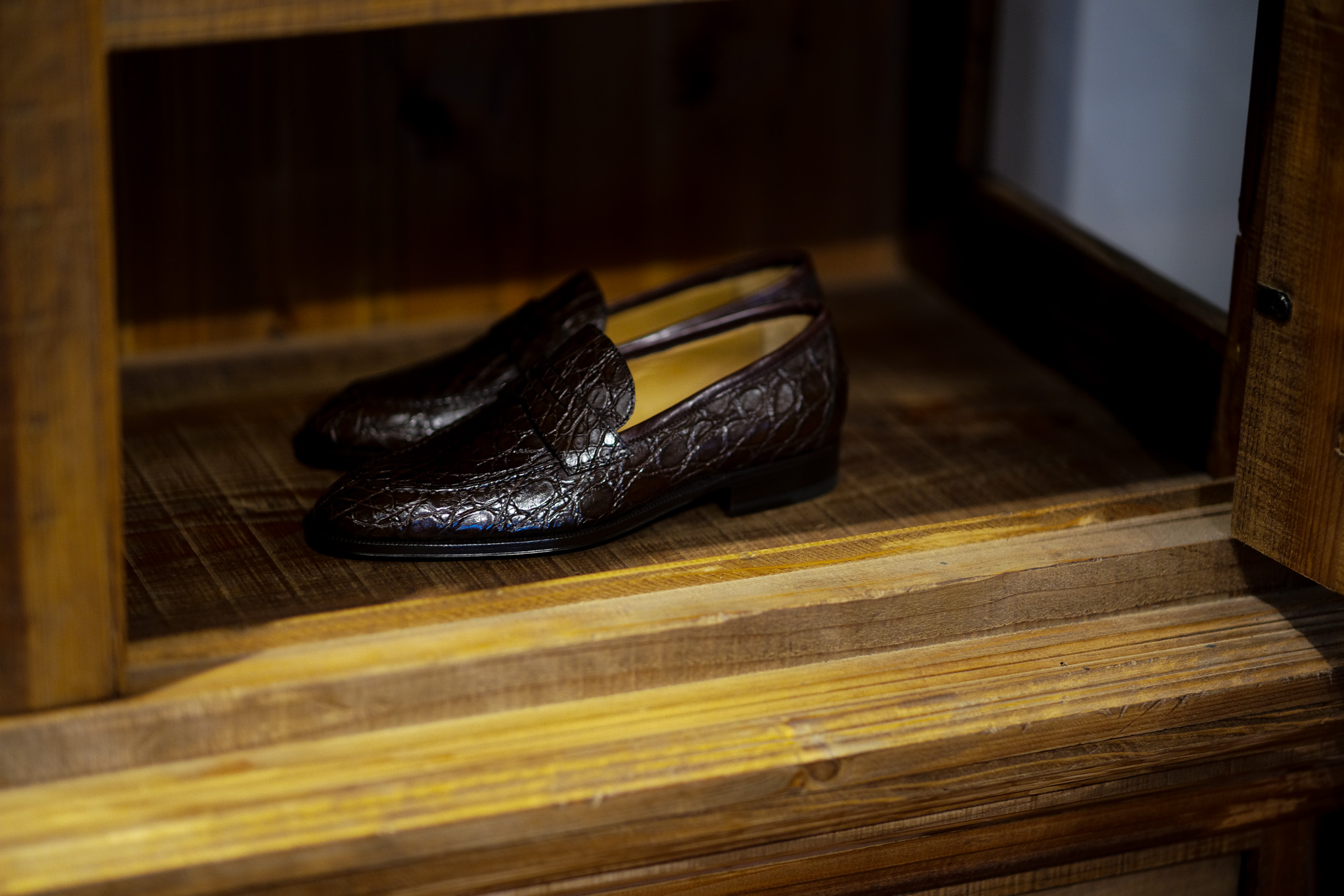 ENZO BONAFE (エンツォボナフェ) ART. EB-08 Crocodile Coin Loafer (クロコダイル コイン ローファー) Mat Crocodile Leather マット クロコダイル レザー ドレスシューズ ローファー COCCO DARK BROWN (ブラウン) made in italy (イタリア製) 2020 春夏新作 愛知 名古屋 enzobonafe エンツォボナフェ eb08