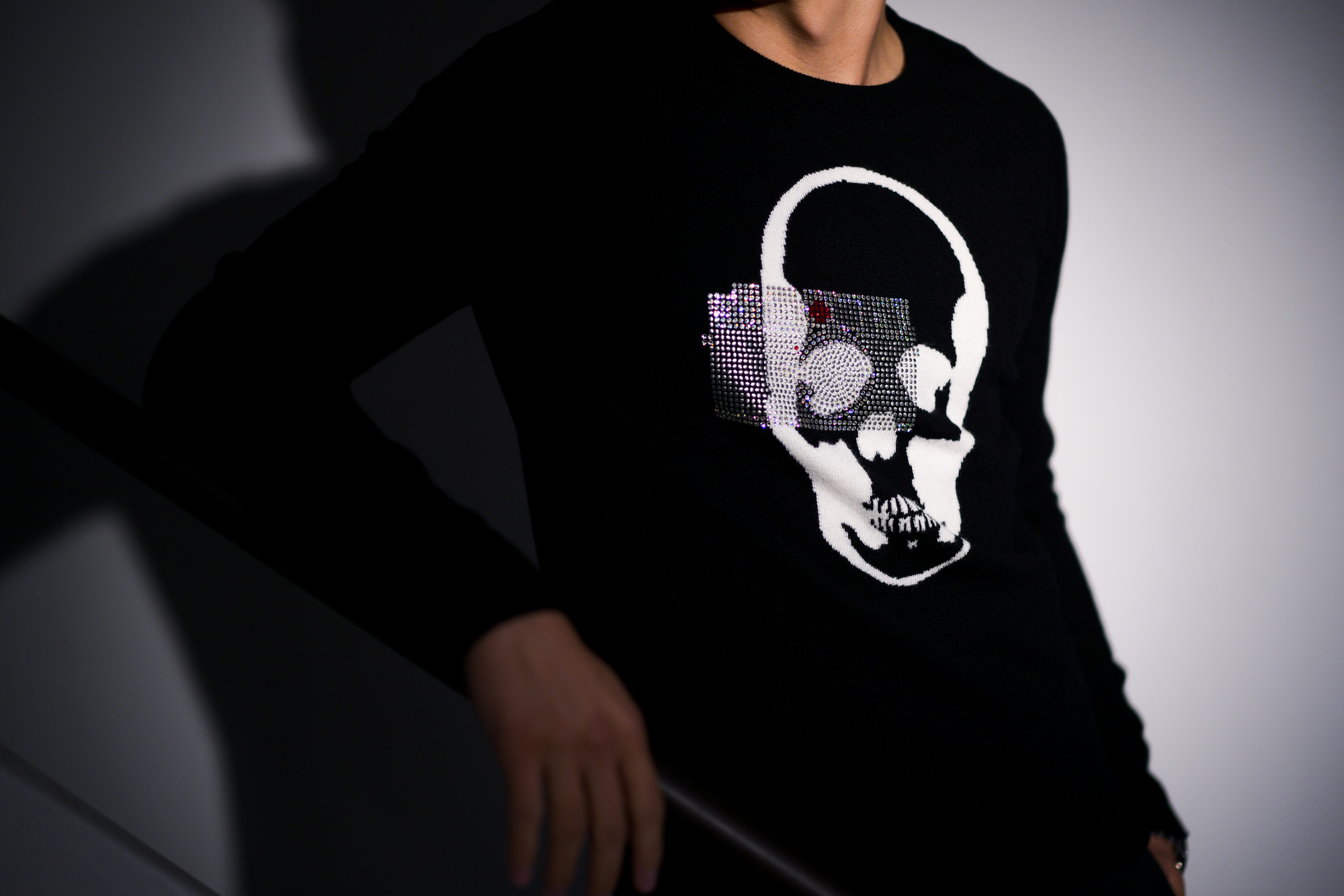 lucien pellat-finet(ルシアン ペラフィネ) Skull Camera Cashmere Sweater (スカル カメラ カシミア セーター) インターシャ カシミア スカル セーター BLACK × NIVEOUS (ブラック × ホワイト) made in scotland (スコットランド製) 2020 春夏新作 愛知 名古屋 altoediritto アルトエデリット