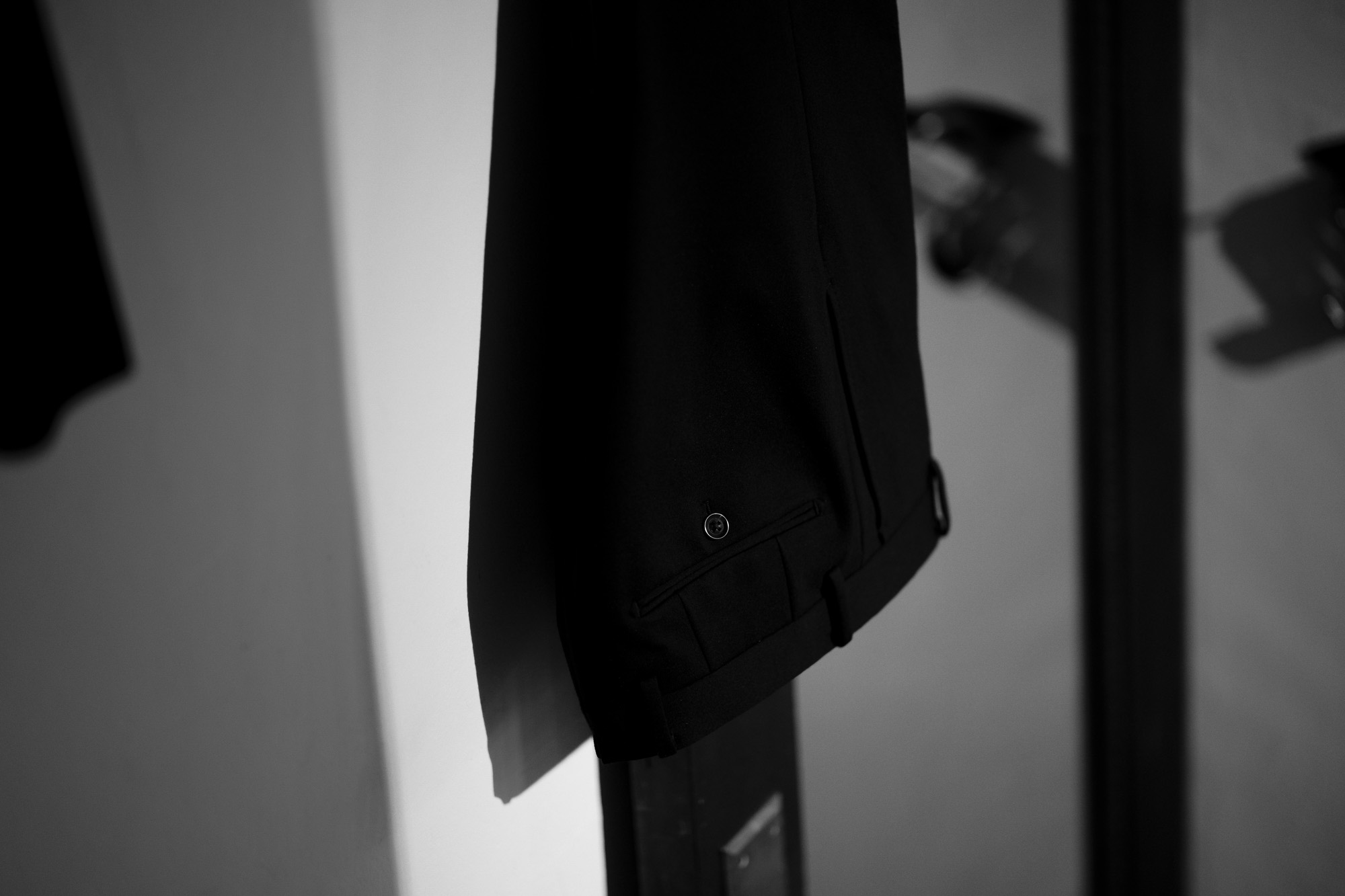 cuervo bopoha (クエルボ ヴァローナ) Sartoria Collection (サルトリア コレクション) Brad (ブラッド) 2WAY SUPER COMFORT JERSEY ストレッチ ジャージ スラックス BLACK (ブラック) MADE IN JAPAN (日本製) 2020 秋冬 愛知 名古屋 altoediritto アルトエデリット 黒スラックス スラックスコーデ