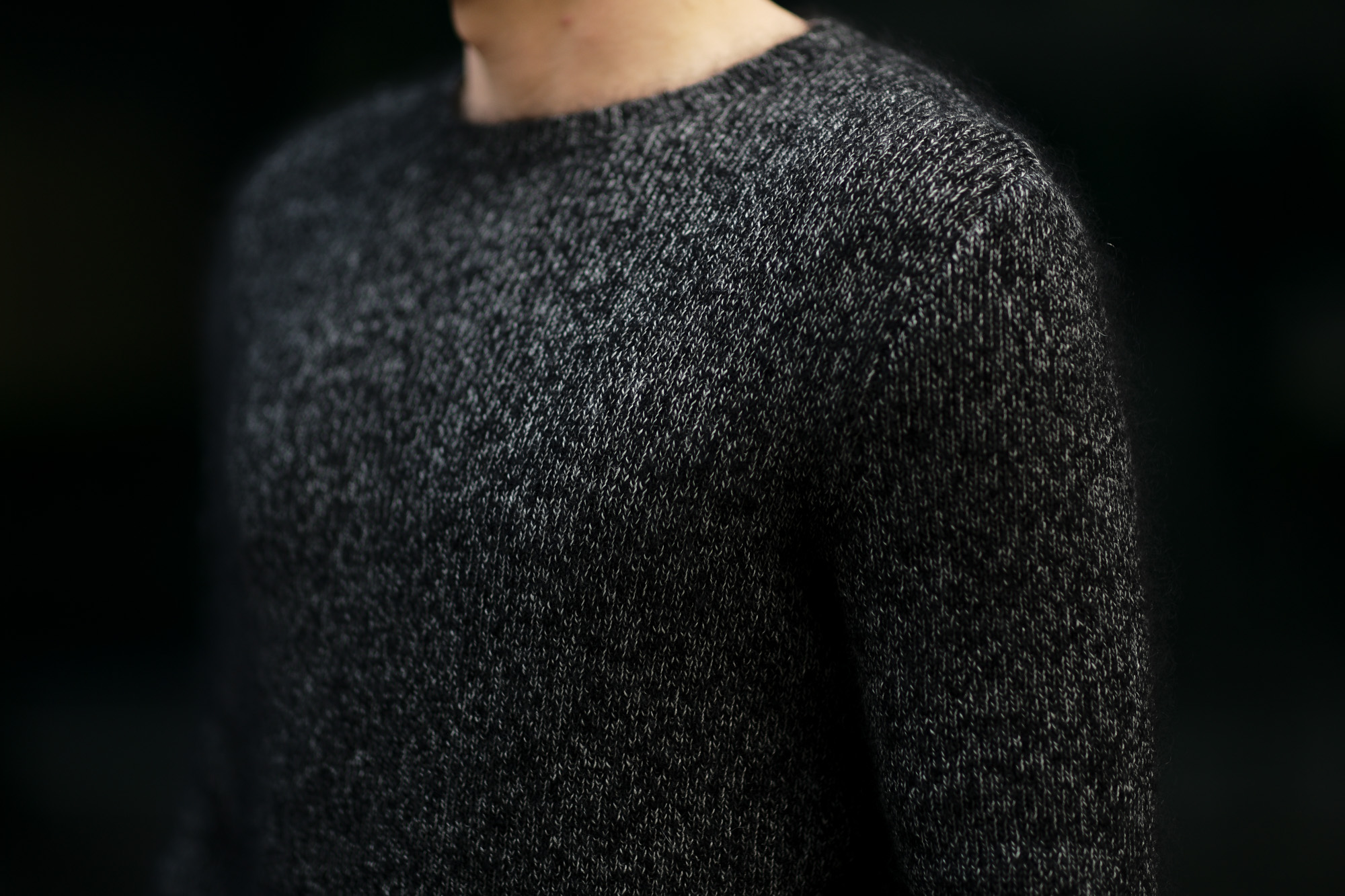 RIVORA (リヴォラ) Cashmere Mohair Silk Round Neck (ラウンドネック セーター) カシミア モヘア シルク ニット クルーネックセーター BLACK (ブラック・010) MADE IN JAPAN (日本製) 2020秋冬 【ご予約受付中】愛知 名古屋 altoediritto アルトエデリット カシミヤ モヘア シルク クルーネック タートルネック 栗生田弓 YUMIAOTA altoediritto アルトエデリット ニット