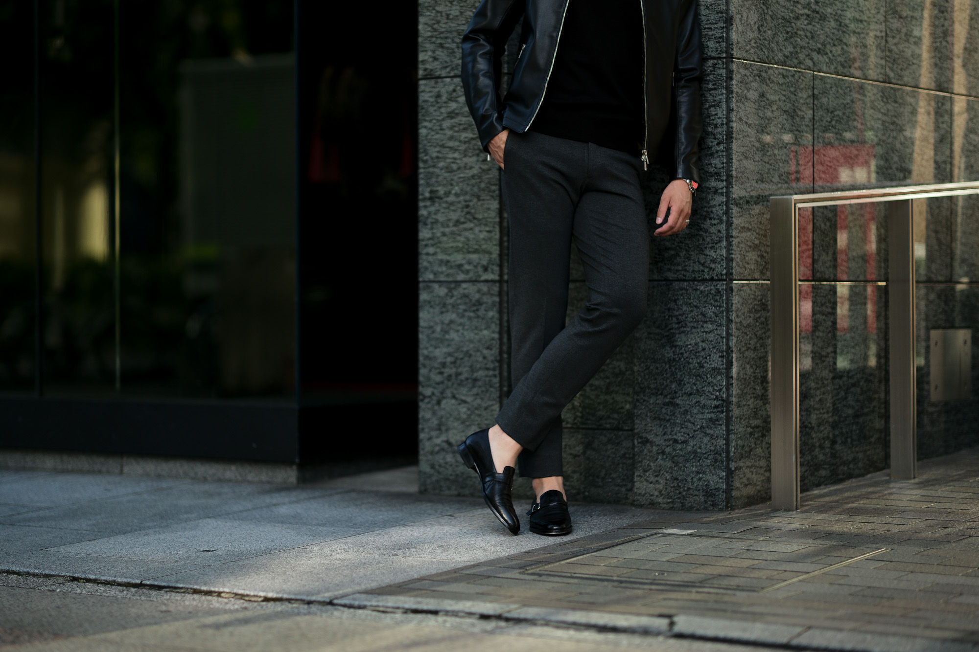 cuervo bopoha (クエルボ ヴァローナ) Sartoria Collection (サルトリア コレクション) Brad (ブラッド) 2WAY SUPER COMFORT JERSEY ストレッチ ジャージ スラックス MEDIUM GRAY (ミディアム グレー) MADE IN JAPAN (日本製) 2020 秋冬 愛知 名古屋 altoediritto アルトエデリット 黒スラックス スラックスコーデ