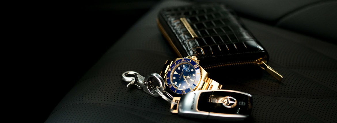 Georges de Patricia "Dino 925 STERLING SILVER" × ROLEX "SUBMARINER DATE 116618LB" × Georges de Patricia "Phantom Crocodile 18K GOLD" ジョルジュ ド パトリシア ファントム クロコダイル 18K ゴールド Niloticus Crocodile ニロティカス クロコダイル エキゾチックレザー ショート ウォレット NOIR ブラック 2020 Dino ディーノ 925 STERLING SILVER 925 スターリングシルバー キーフック SILVER シルバー 2020