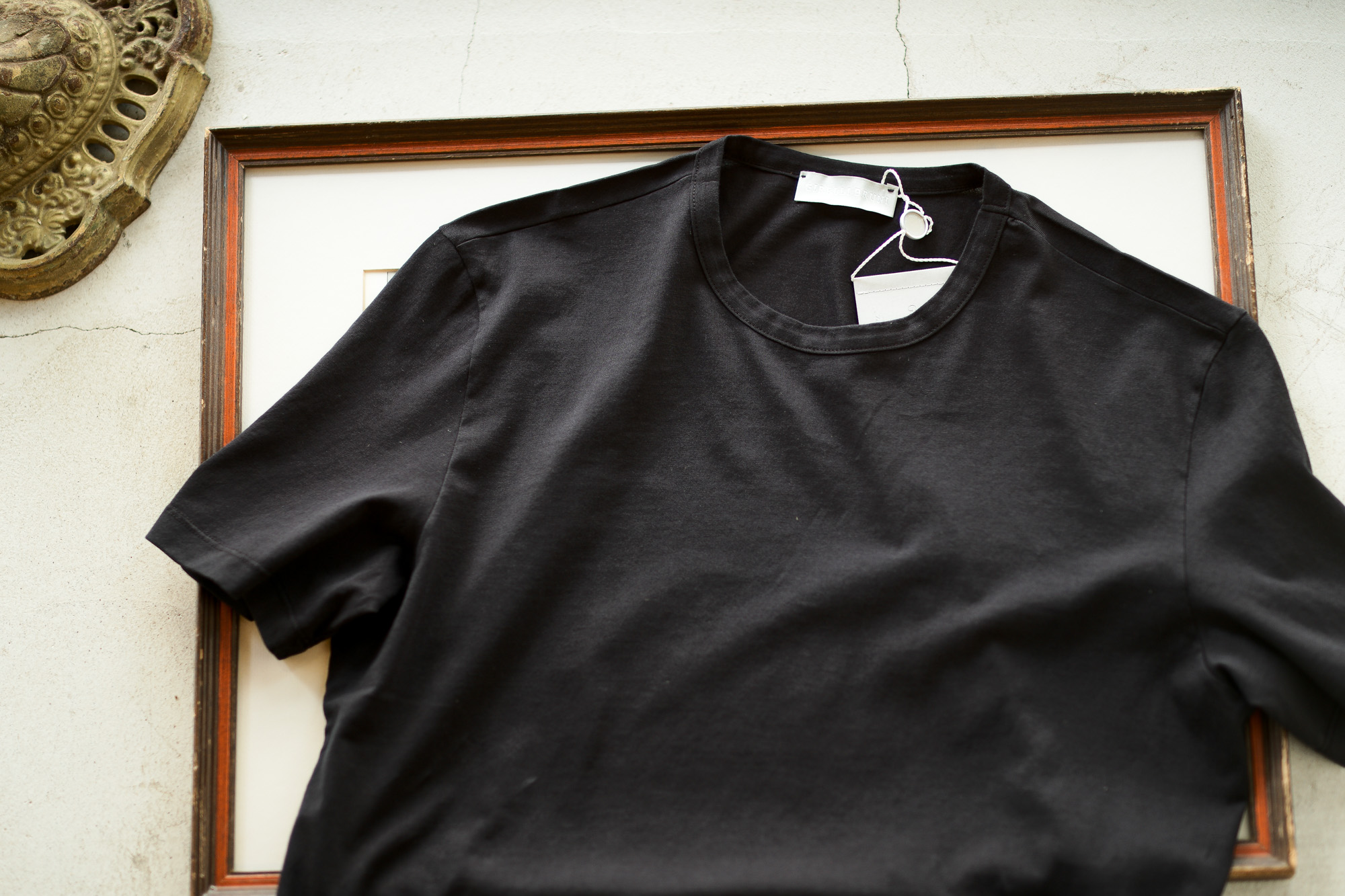 Girelli Bruni (ジレリブルーニ) Crew Neck T-shirt (クルーネック Tシャツ) GIZA 60/2 ギザコットン Tシャツ BLACK (ブラック)　made in italy (イタリア製) 2020秋冬新作  【入荷しました】【フリー分発売開始】 girellibruni 愛知 名古屋 altoediritto アルトエデリット alto e diritto