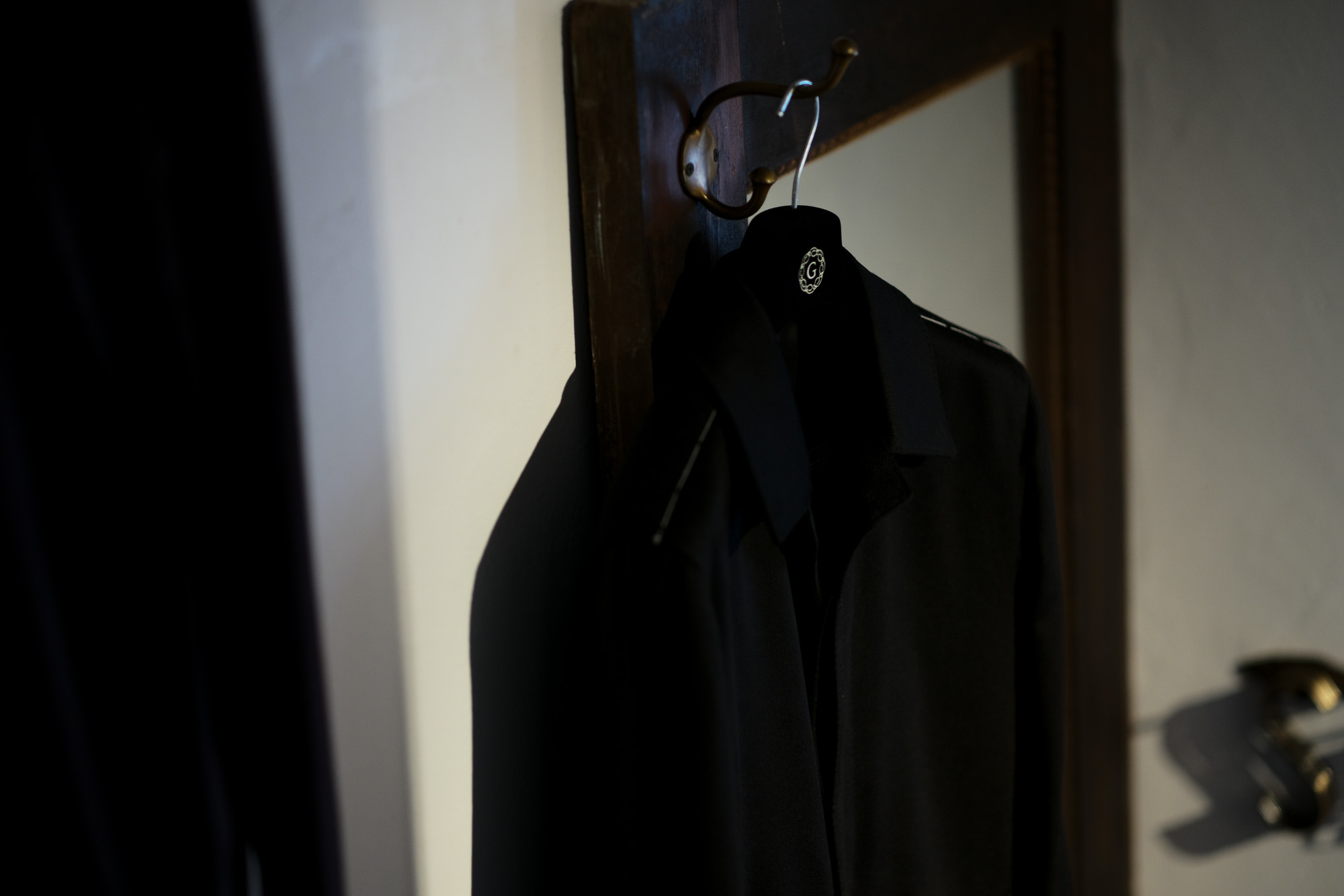 LUCA GRASSIA (ルカ グラシア) Belted coat (ベルテッド コート) カシミアフラノ カシミア バルカラー ベルテッド コート BLACK (ブラック)  Made in italy (イタリア製) 2020 秋冬 【ご予約受付中】愛知 名古屋 altoediritto アルトエデリット lucagrassia カシミヤコート カシミアコート