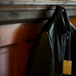 ALTACRUNA (アルタクルーナ) Reversible Leather Padded Jacket (リバーシブル レザー パデッド ジャケット) Lamb Leather (ラムレザー) レザー × ナイロン リバーシブル ジャケット NERO (ブラック・0010) Made in italy (イタリア製) 2020 秋冬新作 【入荷しました】 【フリー分発売開始】のイメージ