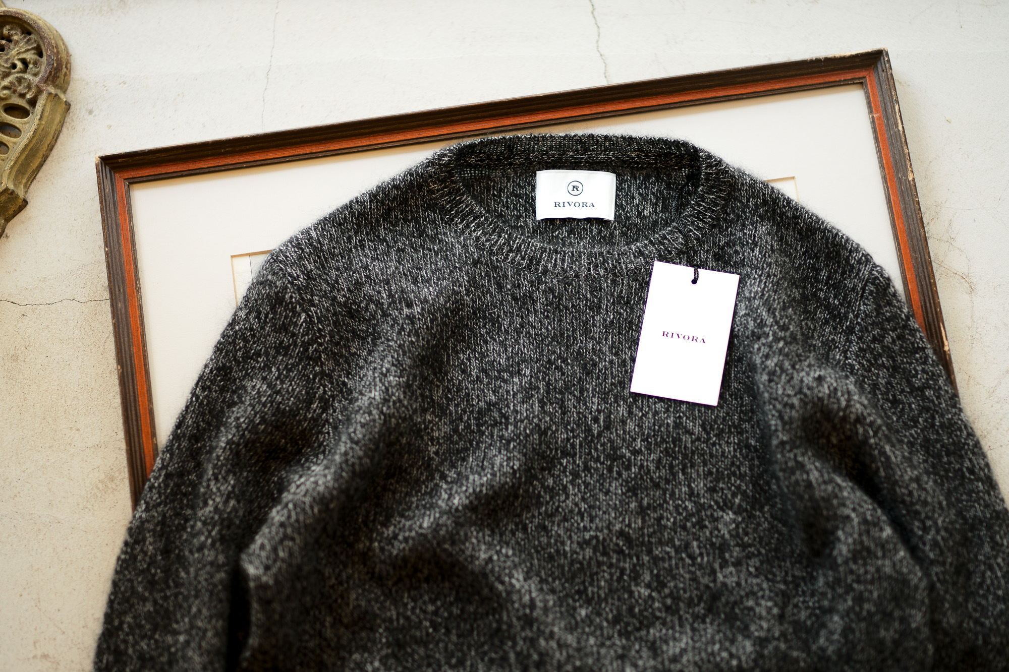 RIVORA リヴォラ Cashmere Mohair Silk Round Neck ラウンドネック セーター カシミア モヘア シルク ニット クルーネックセーター BLACK (ブラック・010 日本製 2020秋冬 ご予約受付中 愛知 名古屋 altoediritto アルトエデリット カシミヤ モヘア シルク クルーネック タートルネック 栗生田弓 YUMIAOTA altoediritto アルトエデリット ニット