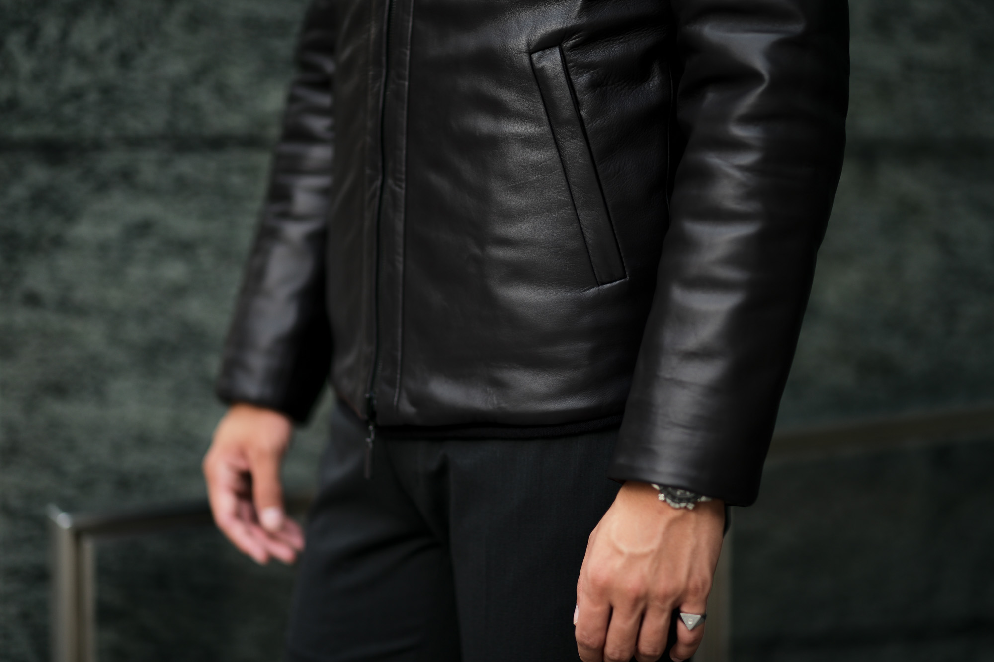 ALTACRUNA (アルタクルーナ) Reversible Leather Padded Jacket (リバーシブル レザー パデッド ジャケット) Lamb Leather (ラムレザー) レザー × ナイロン リバーシブル ジャケット NERO (ブラック・0010) Made in italy (イタリア製) 2020 秋冬新作 愛知 名古屋 Alto e Diritto アルトエデリット