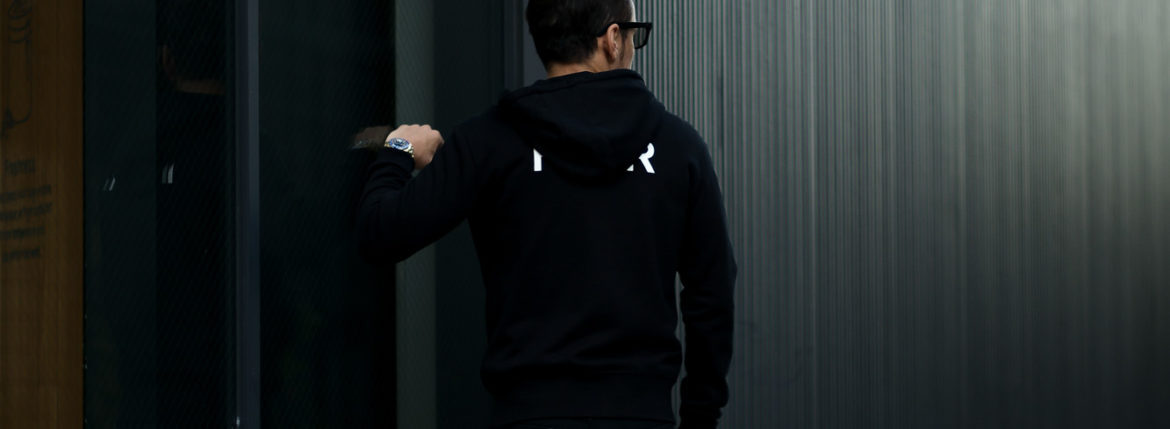 FIXER (フィクサー) FPK-02(エフピーケー02) Sweat Hoodie スウェットフーディー BLACK (ブラック) 【ご予約開始します】【2020.9.26(Sat)～2020.10.11(Sun)】愛知 名古屋 altoediritto アルトエデリット パーカー プリントロゴ ロゴプリント 肉厚 裏サーマル