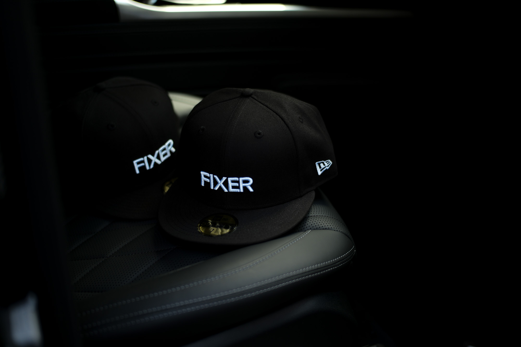 FIXER × NEW ERA (フィクサー × ニューエラ) 59FIFTY®　FNE-01 ベースボールキャップ BLACK × WHITE (ブラック × ホワイト) 【Special Special Special Model】【ご予約開始】【2020.9.26(Sat)～2020.10.11(Sun)】愛知 名古屋 Alto e Diritto アルトエデリット 帽子 キャップ Wネーム スペシャルコラボ