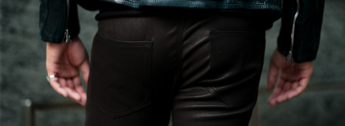 ISAMU KATAYAMA BACKLASH (イサムカタヤマ バックラッシュ) French Deerskin Stretch Pants (フレンチ ディアスキン ストレッチ パンツ) ディアスキン ストレッチ レザー スキニーパンツ BLACK (ブラック) MADE IN JAPAN (日本製) 2020 秋冬 isamukatayama 片山勇 愛知 名古屋 altoediritto アルトエデリット レザーパンツ レザーパンツコーデ 革パン 革パンコーデ