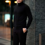 cuervo bopoha (クエルボ ヴァローナ) Sartoria Collection (サルトリア コレクション) John (ジョン) 12G WOOL (12ゲージウール) タートルネック セーター BLACK (ブラック) MADE IN JAPAN (日本製) 2020 秋冬新作のイメージ