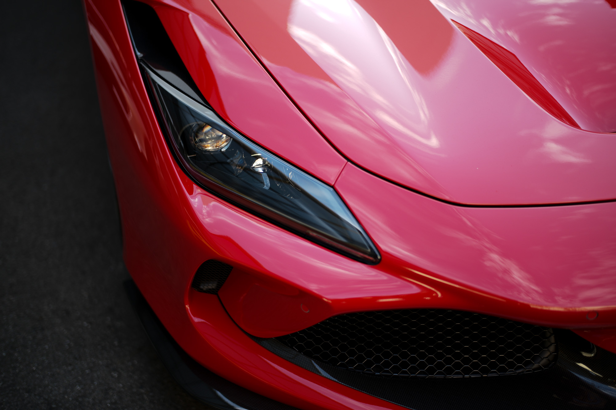 Ferrari F8 TRIBUTO フェラーリ トリブート 跳ね馬 V8 ミッドリヤエンジン スポーツカー  Ferrari F8 Tributo 愛知　名古屋 CORNES コーンズ ショールーム 