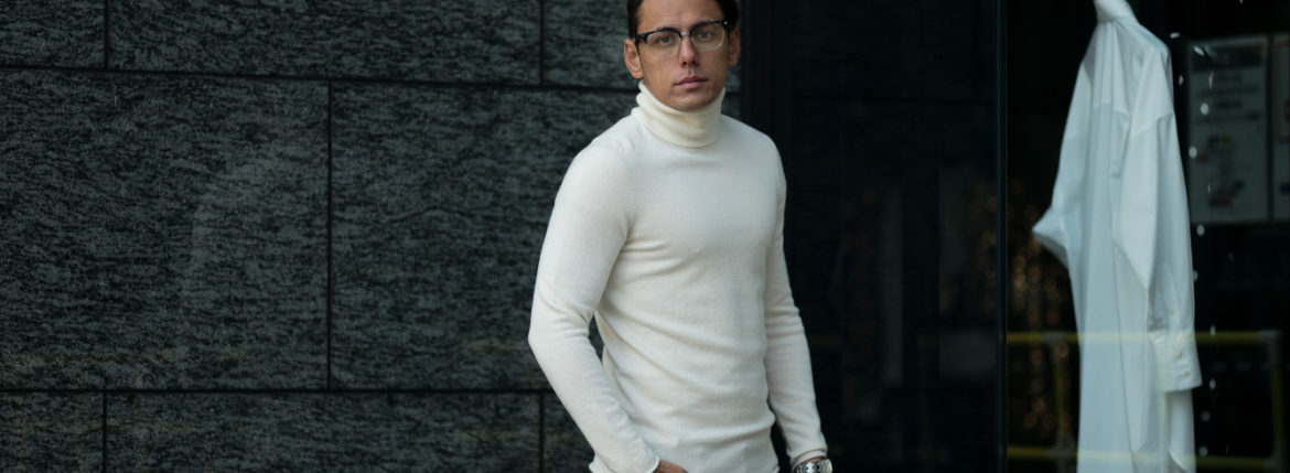 lucien pellat-fine (ルシアン ペラフィネ) Cashmere Roll Neck Sweater カシミア タートルネック セーター NIVEOUS (ホワイト) made in scotland (スコットランド製) 2020 秋冬新作 【入荷しました】【フリー分発売開始】愛知 名古屋 Alto e Diritto altoediritto アルトエデリット