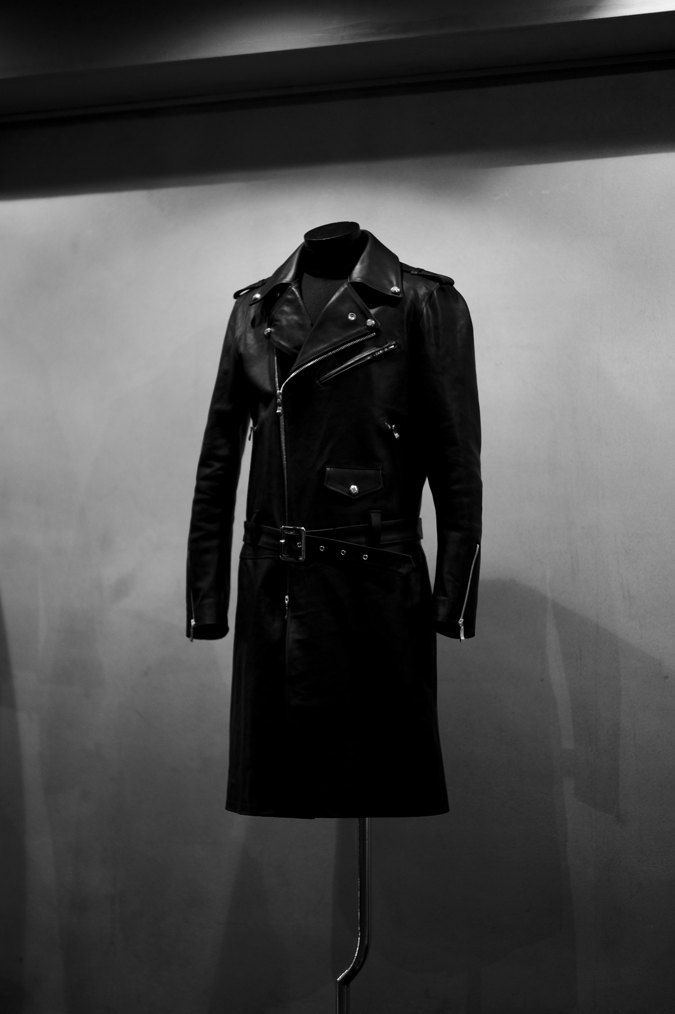 しています ヤフオク! - BACKLASH LINE LEATHER COAT SIZE M BLACK ISAMU ガー・トー