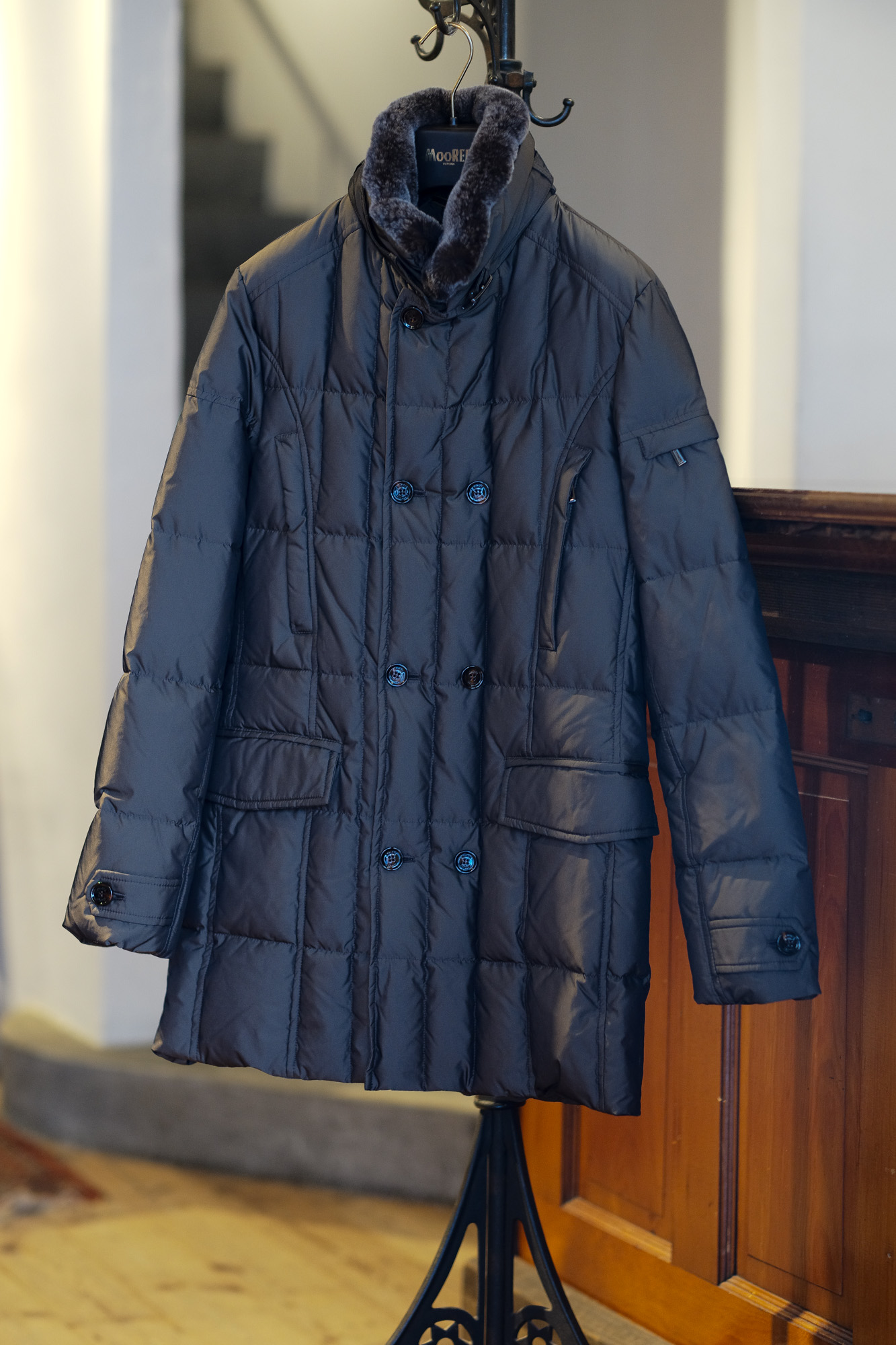 MOORER "MORRIS-KM" Nylon Down Jacket 2021AW /// VISONE(グレージュ・33),MARMOTTA(ブラウン・35),BOSCO(オリーブ・56),LAVAGNA(ブルー・07),ANTRACITE(チャコール・05),BLUE(ネイビー・78),NERO(ブラック・08) 【2021 秋冬 受注会開催 2020.12.14(Mon)～2020.12.26(Sat)】愛知 名古屋 Alto e Dirtto altoediritto アルトエデリット ムーレー ダウンジャケット BRET ONIRO FANTONI BOLGI BOND FAYER HELSINKI HARRIS BARBIERI SIRO MORRIS ダウンコート ダウンベスト ダウン