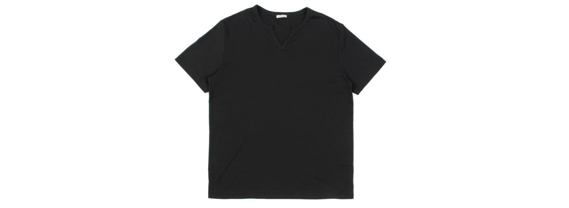 nomiamo (ノミアモ) SUPIMA 80/1 Key Neck T-shirt スーピマコットン キーネック Tシャツ BLACK (ブラック) 2021 春夏 【Alto e Diritto別注】【Special限定モデル】【入荷しました】【フリー分発売開始】のイメージ