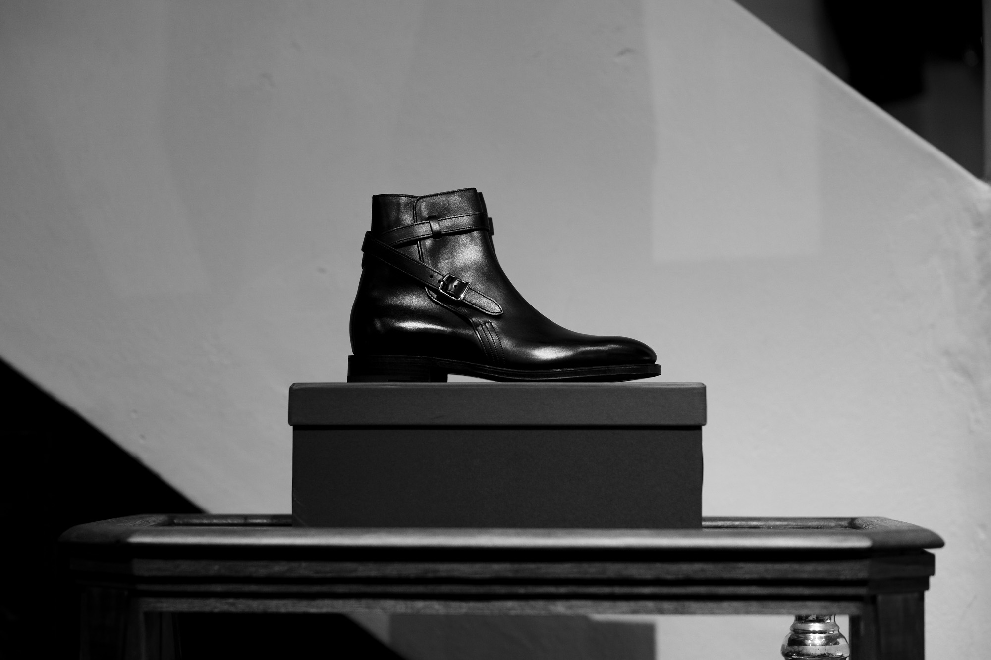 JOHN LOBB (ジョンロブ) ABBOT (アボット) 8695B Jodhpur Boots Black Calf ブラックカーフレザー ジョッパーブーツ BLACK (ブラック) Made In England (イギリス製) 2021 愛知 名古屋 Alto e Diritto altoediritto アルトエデリット ブーツ レザーブーツ johnlobbブーツ