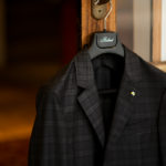 BELVEST (ベルベスト) LIGHTWEIGHT CAPSULE SINGLE JACKET 2PATCH EXTRA FINE WOOL SUPER 150’s WOOL シャドーチェック サマーウール ジャケット BLACK (ブラック) Made in italy (イタリア製) 2021 春夏新作 【入荷しました】【フリー分発売開始】のイメージ