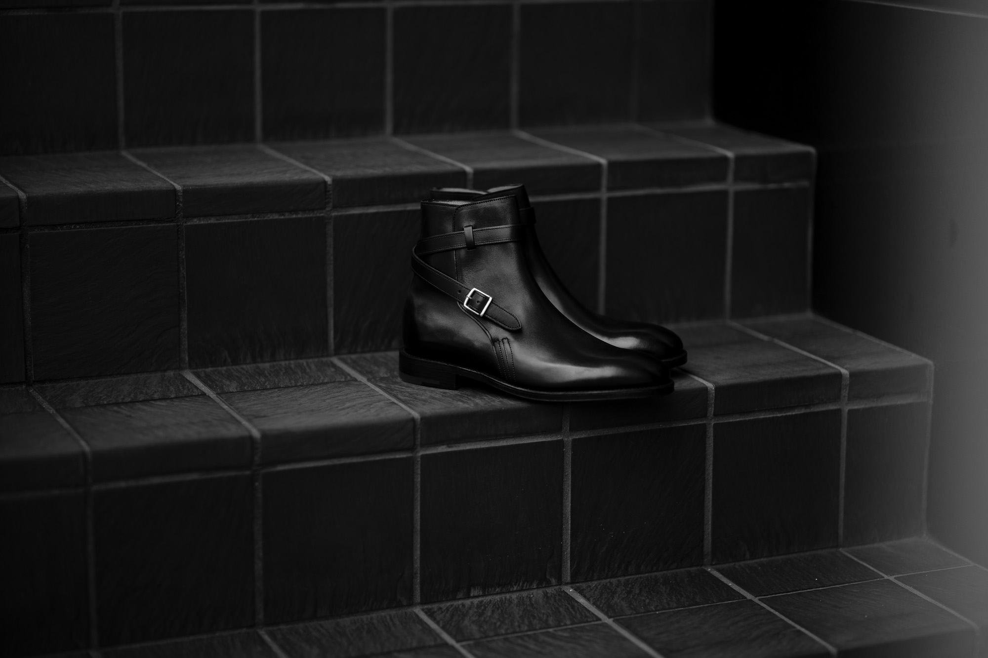 JOHN LOBB (ジョンロブ) ABBOT (アボット) 8695B Jodhpur Boots Black Calf ブラックカーフレザー ジョッパーブーツ BLACK (ブラック) Made In England (イギリス製) 2021 愛知 名古屋 Alto e Diritto altoediritto アルトエデリット ブーツ レザーブーツ johnlobbブーツ