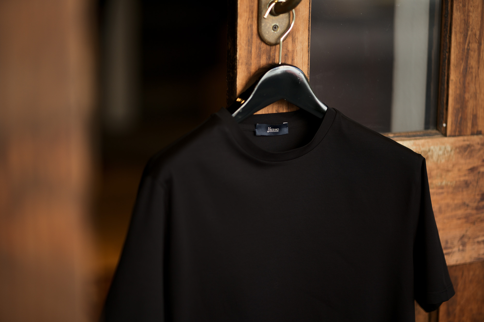 HERNO (ヘルノ) Cotton Stretch Crew Neck T-shirt (コットン ストレッチ クルーネック Tシャツ) クルーネック Tシャツ BLACK (ブラック・9300) 2021 春夏新作 Alto e Diritto altoediritto アルトエデリット Tee