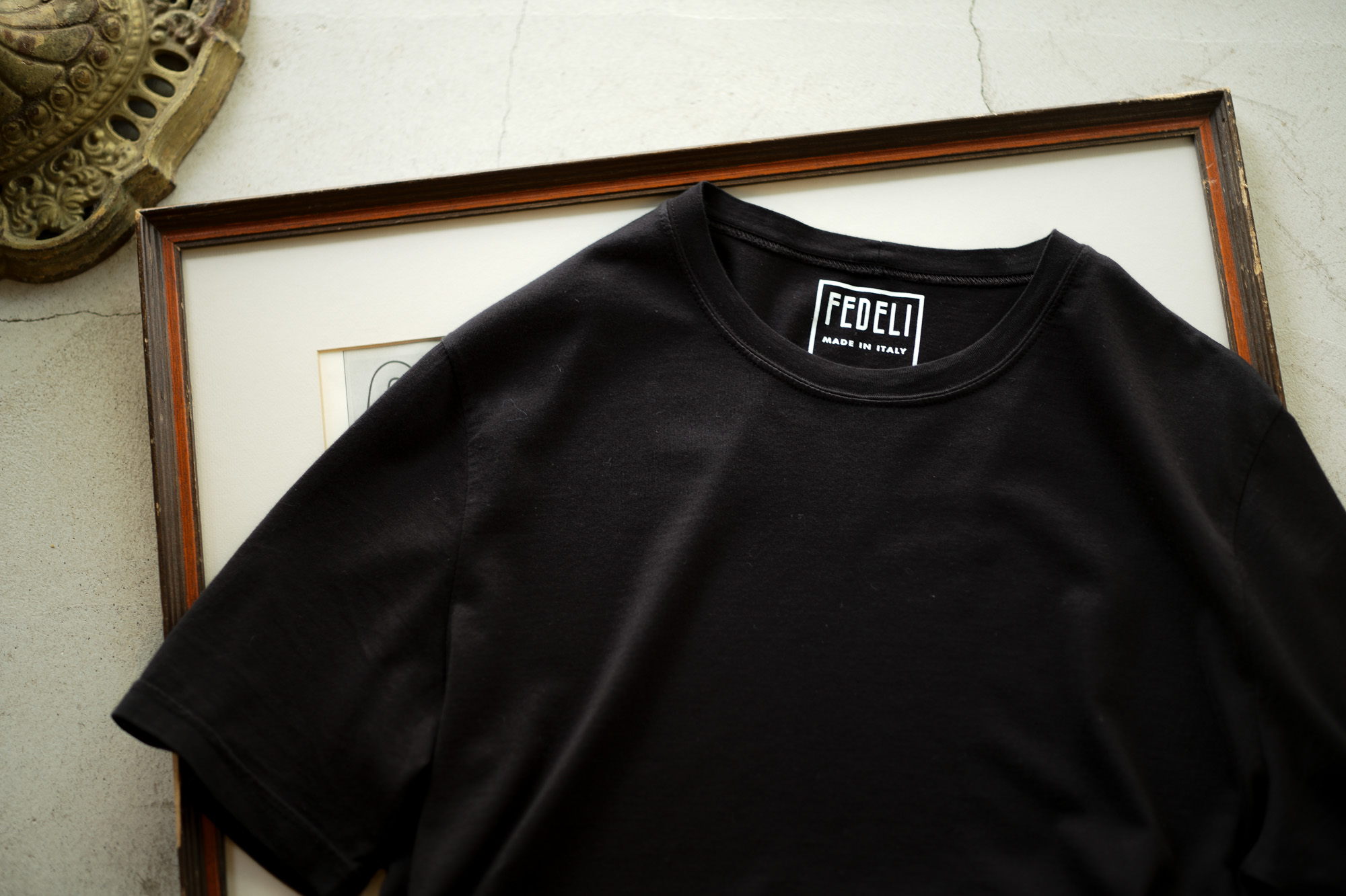 FEDELI(フェデリ) Crew Neck T-shirt (クルーネック Tシャツ) ギザコットン Tシャツ BLACK (ブラック・36) made in italy (イタリア製) 2022 春夏 【Special Color】【ご予約開始】愛知 名古屋 Alto e Diritto altoediritto アルトエデリット 黒Tシャツ