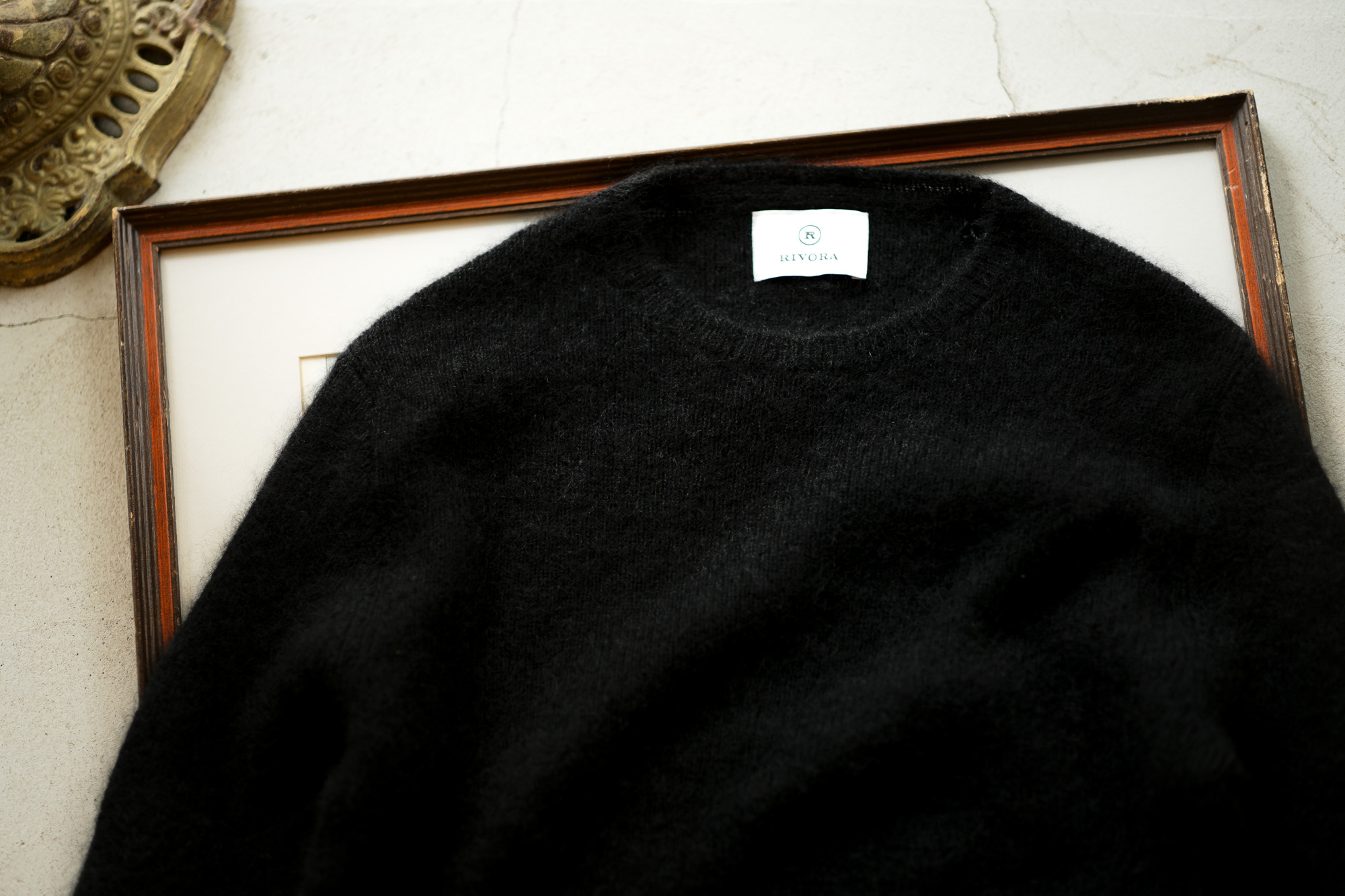 RIVORA GENTLE Knit Crew Neck Cashmere Mohair Silk BLACK・010 【Alto e Diritto 別注】【Special Model】愛知 名古屋 altoediritto アルトエデリット RIVORA (リヴォラ) GENTLE Knit Crew Neck (ジェントル ニット クルーネック) Cashmere Mohair Silk カシミア モヘア シルク ニット クルーネックセーター BLACK (ブラック・010) MADE IN JAPAN (日本製) 