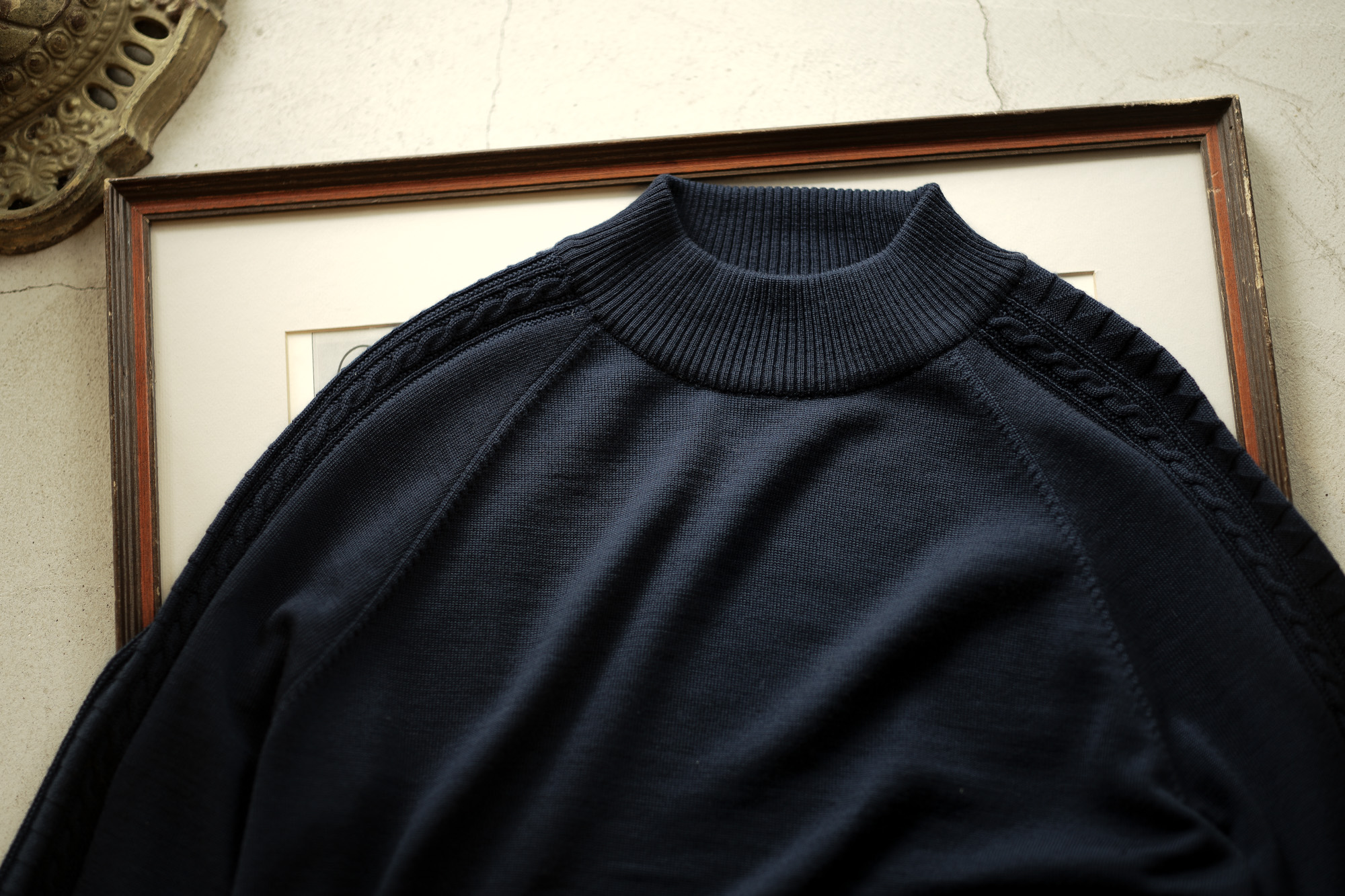 RIVORA SIDE CABLE Mock Neck Pull-Over BLACK 2021Aw 【Alto e Diritto 別注】【Special Model】 RIVORA (リヴォラ) SIDE CABLE Mock Neck Pull-Over (サイドケーブル モックネック プルオーバー) SUPER120s Wool サイドケーブル ウール モックネック セーター MADE IN JAPAN (日本製)  BLACK (ブラック・010) 愛知 名古屋 altoediritto アルトエデリット 