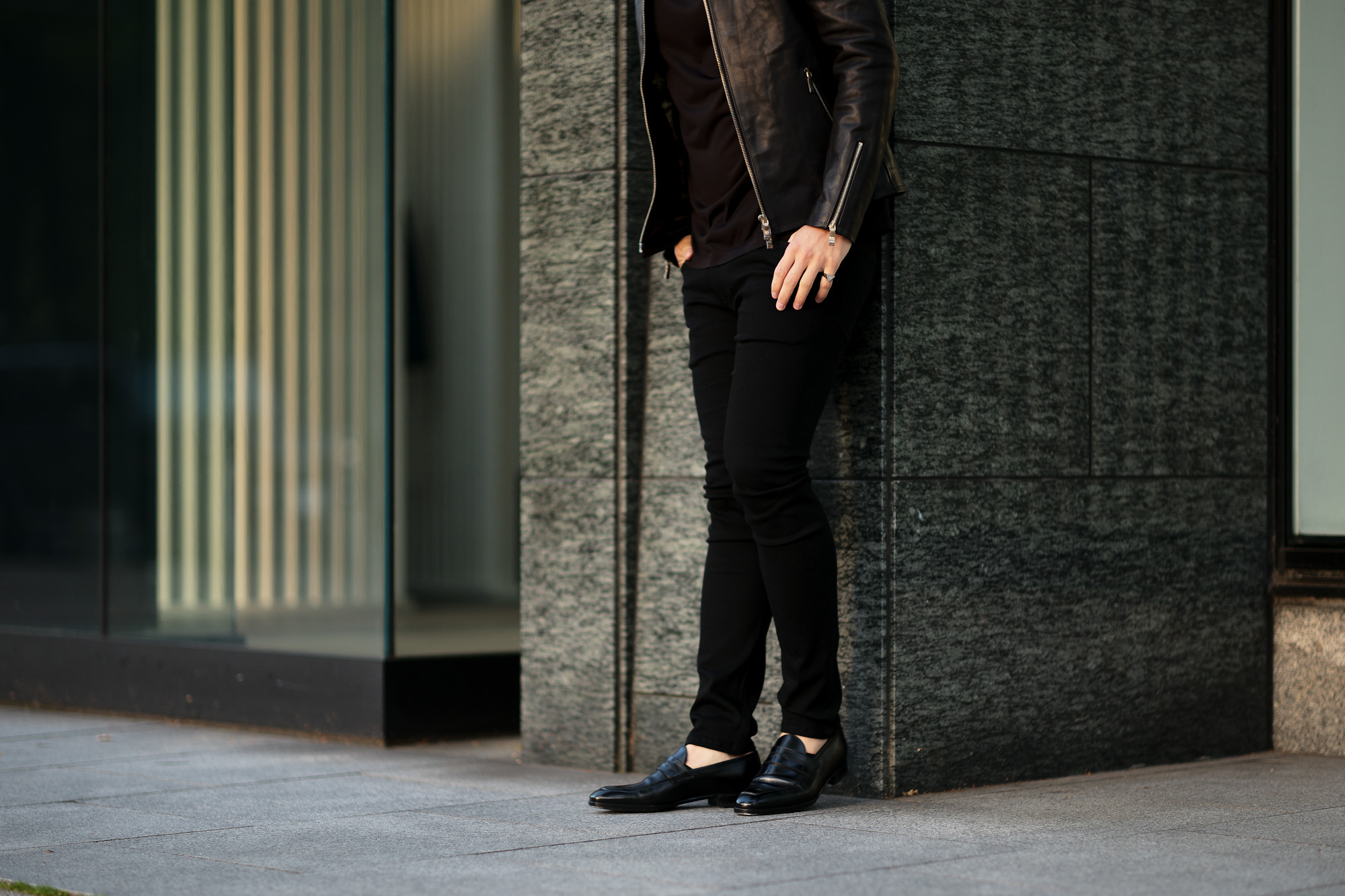 ISAMU KATAYAMA BACKLASH (イサムカタヤマ バックラッシュ) Stretch Skinny Denim Pants ストレッチ スキニー デニム パンツ BLACK (ブラック) MADE IN JAPAN (日本製) 2021 【Alto e Diritto別注】【Special Model】イサムカタヤマ バックラッシュ ストレッチ デニムパンツ クラッシュデニム ブラック ブラックデニム 黒デニム ブラックデニムパンツ 愛知 名古屋 Alto e Diritto altoediritto アルトエデリット