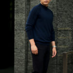 RIVORA (リヴォラ) SIDE CABLE Mock Neck Pull-Over (サイドケーブル モックネック プルオーバー) SUPER120s Wool サイドケーブル ウール モックネック セーター NAVY (ネイビー・040) MADE IN JAPAN (日本製) 2021 秋冬新作 【入荷しました】【フリー分発売開始】のイメージ