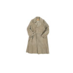 ISAMU KATAYAMA BACKLASH (イサムカタヤマ バックラッシュ) JAPAN CALF SUEDE LEATHER COAT No.1974-03 (ジャパン カーフ スウェードレザー コート) ジャパンカーフスウェード白鞣しシルキー加工 スウェード レザーコート BEIGE (ベージュ) MADE IN JAPAN (日本製) 2022春夏 【ご予約受付中】のイメージ