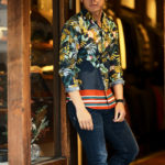 BAGUTTA (バグッタ) JOHNNY (ジョニー) ハイビスカス コットンプリント オープンカラー アロハシャツ NAVY (ネイビー・650) 2022 春夏新作のイメージ