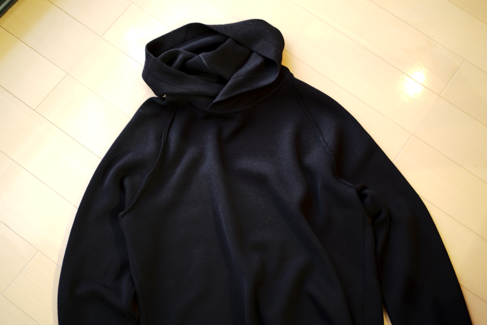 RIVORA(リヴォラ) Wool Knit Parka ウールニットパーカー BLACK(ブラック・010) 2022秋冬【ご予約開始】愛知 名古屋 Alto e Diritto altoediritto アルトエデリット スムース編み ウールパーカー R26-MKPK001