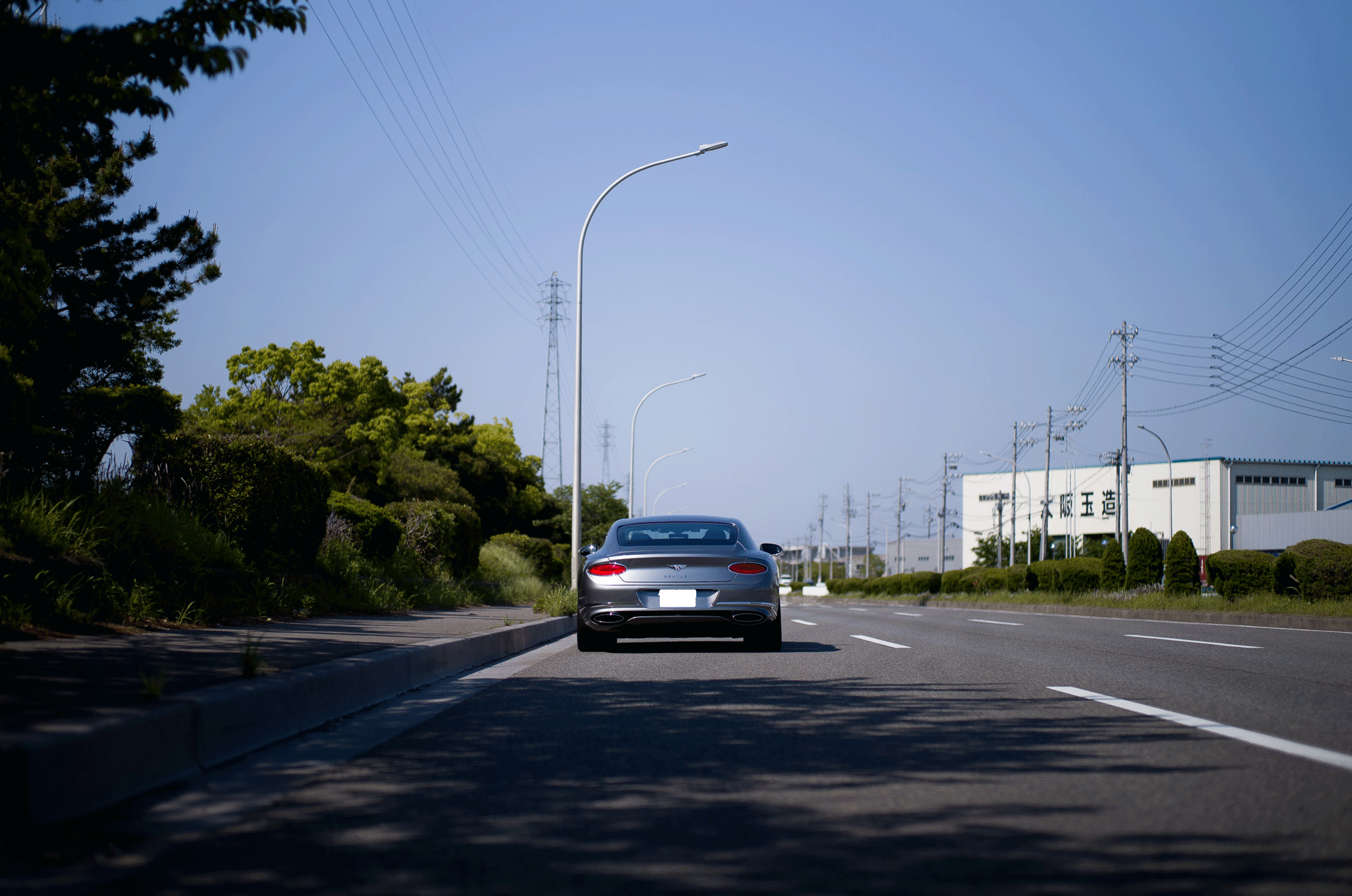 5/03-5/04 GW休暇 ライカ 鮨 海鮮丼 コンチネンタルGT ドライブ 鍋田ふ頭 金城ふ頭 Bentley Continental GT THE RITZ-CARLTON TOKYO  // 2022.4.27-4.28  ザ・ロビーラウンジ ラウンジ ホテルの45階、お客様をお迎えするメインロビーに位置する「ザ・ロビーラウンジ」は、お待ち合わせや語らいの時間を特別なものにします。45階の開放的な空間で楽しむ伝統的なアフタヌーンティー ザ・リッツ・カールトン東京の45階、お客様をお迎えするメインロビーに位置する「ザ・ロビーラウンジ」は、お待ち合わせや語らいの時間を特別なものにします。 心地よいピアノの生演奏が流れるラグジュアリーな空間で、モダンなアフタヌーンティーセットや厳選された世界各地の茶葉によるティーセレクションと共に、優雅なひと時をお楽しみ下さい。東京の中心に位置する六本木というロケーションに相応しい、西洋と東洋のモダンな融合を表現したインテリアには、オリエンタルな紫、赤、モノトーンを基調とした配色や、和をモチーフとしたファブリックなどを用い、全体として和洋の調和を感じさせる空間となっており、時間の移ろいに合わせた生演奏が彩りを添えます。ISAIA Napoli TOKYO MIDTOWN イザイア ナポリ 東京ミッドタウン スーツ、ジャケット、シャツ、パンツ、シューズ、ネクタイ、チーフ、カバン 愛知 名古屋 Alto e Diritto altoediritto アルトエデリット 20224月19日 ミシュラン ヴァガボンド 2021年12月14日 LA VAGABONDE ラ・ヴァガボンド フレンチ フランス料理 鶴舞 ラヴァカボンド chef ryousuke iwamoto 岩本龍介 予約のとれないフレンチ 名店 美食家 放浪者 旅人 愛知県名古屋市中区千代田2丁目14-24 キャノンピア鶴舞 1F 愛知 名古屋 Alto e Diritto altoediritto アルトエデリット 超絶フレンチ ドレスコード ディナー 中華風家庭料理 ふーみん (表参道/中華料理)　〒107-0062 東京都港区南青山５丁目７−１７ 03-3498-4466　表参道・青山エリアの南青山の中華料理店、中華風家庭料理 ふーみんのオフィシャルページです　CHACOあまみや　千駄ヶ谷の有名なステーキ屋「CHACOあめみや」 炭焼きステーキ 〒151-0051 東京都渋谷区千駄ケ谷１丁目７−１２ 03-3402-6066 http://chacoamemiya.com/sp/ １９７９年（昭和５４年）に開店してから当時のままの姿の店内は重みを感じる。　（お客様からは「昭和の香りがする・・」と言われます）真っ白だった壁も年月を感じさせる趣がある。店内に入るとまず目に入るのが、大きな炭焼きの竈。営業当時からの肉の旨みを沢山吸い込んでいるかも・・・。１９７９年（昭和５４年）に開店してから当時のままの姿の店内は重みを感じる。　（お客様からは「昭和の香りがする・・」と言われます）真っ白だった壁も年月を感じさせる趣がある。店内に入るとまず目に入るのが、大きな炭焼きの竈。営業当時からの肉の旨みを沢山吸い込んでいるかも・・・。炭で焼かれたステーキのお皿は鉄板ではなく鋳物です。牛肉は融点が高いため冷めやすい鉄板ではすぐに肉が固くなってしまいます。チャコのお皿は長い時間温かいので柔らかい牛肉をゆっくりご賞味いただけます。ワイン片手に語らいながら心安らぐ美味しい時間をお過ごしください。LA BISBOCCIA　ラ・ビスボッチャ/LA BISBOCCIA (広尾/イタリアン) RISTORANTE LA BISBOCCIA 〒150-0013 東京都渋谷区恵比寿2-36-13 広尾MTRビル1F "イタリア政府公認レストラン"として選ばれた本格的イタリアン。スタッフもイタリア人が中心で、イタリアにいる気分になれそうな空間。 https://labisboccia.tokyo/ 愛知 名古屋 Vineria Cassini ヴィネリア カッシーニ 東別院 イタリアン 愛知県名古屋市中区伊勢山1-9-13 伊勢山ハイツ1F #1F Iseyamahaitsu, 1-9-13 Iseyama Naka-ku, Nagoya-shi, Aichi-ken 460-0026, Japan イタリアを旅するような気分で楽しむ郷土料理と様々なワイン "Vineria(ヴィネリア)とは、イタリア語でVino(ワイン)＋Osteria(食堂)を足した造語です。 イタリアの郷土料理とその土地で造られた様々なワインをイタリアを旅するような気分でお楽しみいただけます。 「イタリア現地の味」を目指した素材を生かすストレートかつ伝統的なイタリア料理をアラカルトもしくはコースでお楽しみください。 約200種類のイタリアワインの中から、ソムリエがベストなワインを選びます。お料理やお好みに合わせたグラスワインやワインコースもご用意しております。"2021年10月15日 煖 MEI メイ イタリアン 国際センター 名古屋市西区那古野1-23-2 四間道糸重3 mei-nagoya.com shikemichi サンタキアラ Santa Chiara コース 18時一斉スタート きのこ キノコ 森内敬子　モーゼ十戒　ナナツモリピノノワール 2016 pinot noir ドメーヌタカヒコ 曽我貴彦 北海道余市郡余市町登町1395  ワイン名古屋市東区徳川町　天然キノコ MEI 那古野 ネコ 猫　にゃんこ 愛知 名古屋 Alto e Diritto altoediritto アルトエデリット カウンター7席 えごま　味噌カツ ミソカツ みそかつ とんかつ 東別院 〒460-0021 愛知県名古屋市中区平和2丁目16-15 052-323-0963  鶴舞線のガード下にあるトンカツの美味しいお店 みそかつ えごま　和食 美奈登 ミナト 老舗焼肉店 神宮前/焼肉 レトロ モクモク 味噌ダレ とんちゃん 熱田 ホルモン ヤキニク とんねるず ペレ きたなシュラン 懐かし 名鉄堀田駅から徒歩20分 瑞穂区 〒467-0879 愛知県名古屋市瑞穂区平郷町2-6-2 LA VAGABONDE ラ・ヴァガボンド フレンチ フランス料理 鶴舞 ラヴァカボンド chef ryousuke iwamoto 岩本龍介 予約のとれないフレンチ 名店 美食家 放浪者 旅人 愛知県名古屋市中区千代田2丁目14-24 キャノンピア鶴舞 1F 愛知 名古屋 Alto e Diritto altoediritto アルトエデリット 超絶フレンチ ドレスコード ディナー STEAK HOUSE Beef Okuma ステーキハウス ビーフオークマ 名古屋店 霜降り黒毛和牛 サーロイン フィレ シャトーブリアン 仙台牛 宮城牛 近江牛 150g 200g ハンバーグ 松坂屋 名古屋店 愛知　名古屋 Alto e Diritto altoediritto  GW休暇 Alto e Diritto アルトエデリット altoediritto 愛知 名古屋 ゴールデンウィーク 休暇 炭火焼肉 煖  だん ダン 愛知 名古屋 焼き肉  名駅店 瑞穂本店 Alto e Diritto altoediritto アルトエデリット 夢 希望 Dream FREEMASONRY フリーメーソン AUDEMARS PIGUET オーデマピゲ SEX PISTOLS セックスピストルズ JOY DIVISION ジョイディヴィジョン DAVID BOWIE デヴィットボーウィ THE VELVET UNDERGROUND ザベルベットアンダーグラウンド THE ROLLING STONES ザローリングストーンズ QUEEN クイーン LED ZEPPELIN レッドツェッペリン Alto e Diritto アルトエデリット 愛知 名古屋 Italy MOORER ムーレー / BELVEST ベルベスト / ISAIA イザイア / LUCA GRASSIA ルカグラシア / Alfredo Rifugio アルフレードリフージオ / LARDINI ラルディーニ / De Petrillo デ・ペトリロ / TAGLIATORE タリアトーレ / Sealup シーラップ / EMMETI エンメティ / CINQUANTA チンクアンタ / SILENCE サイレンス / MOLEC モレック / Finamore フィナモレ / ORIAN オリアン / AVINO Laboratorio Napoletano アヴィーノ / INCOTEX インコテックス / INCOTEX SLACKS インコテックススラックス / PT TORINO ピーティートリノ / BERWICH ベルウィッチ / VIGANO ヴィガーノ / RICHARD J.BROWN リチャードJブラウン / FEDELI フェデーリ / MANRICO CASHMERE マンリコカシミヤ / ZANONE ザノーネ / Cruciani クルチアーニ / GRAN SASSO グランサッソ / Settefili Cashmere セッテフィーリカシミア / Girelli Bruni ジレリブルーニ / ENZO BONAFE エンツォボナフェ / FERRANTE フェランテ / GHOUD ゴード / ACATE アカーテ / Cisei シセイ / STEFANO RICCI ステファノリッチ / ALPO アル France Georges de Patricia ジョルジュドパトリシア / SAINT LAURENTサンローラン / CELINE セリーヌ / AUBERCY オーベルシー / lucien pellat-finet ルシアンペラフィネ / NATIONAL STANDARD ナショナルスタンダー U.S.A. South Paradiso Leather サウスパラディソ / JACQUESMARIEMAGE ジャックマリーマージュ / MARC MARMEL マークマーメル / WHITE'S BOOTS ホワイツブーツ / JUTTA NEUMANN ユッタニューマン England GRENFELL グレンフェル / J&M DAVIDSON ジェイアンドエムディヴィッドソン / JAMES GROSE ジェームスグロース / JOHN SMEDLEY ジョンスメドレー / Johnstons ジョンストンズ Other FIXER フィクサー / cuervo bopoha クエルボ ヴァローナ / BACKLASH The Line バックラッシュ ザライン / RIVORA リヴォラ / C.QP / Order Suit オーダースーツ 愛知 名古屋 Alto e Diritto altoediritto アルトエデリット