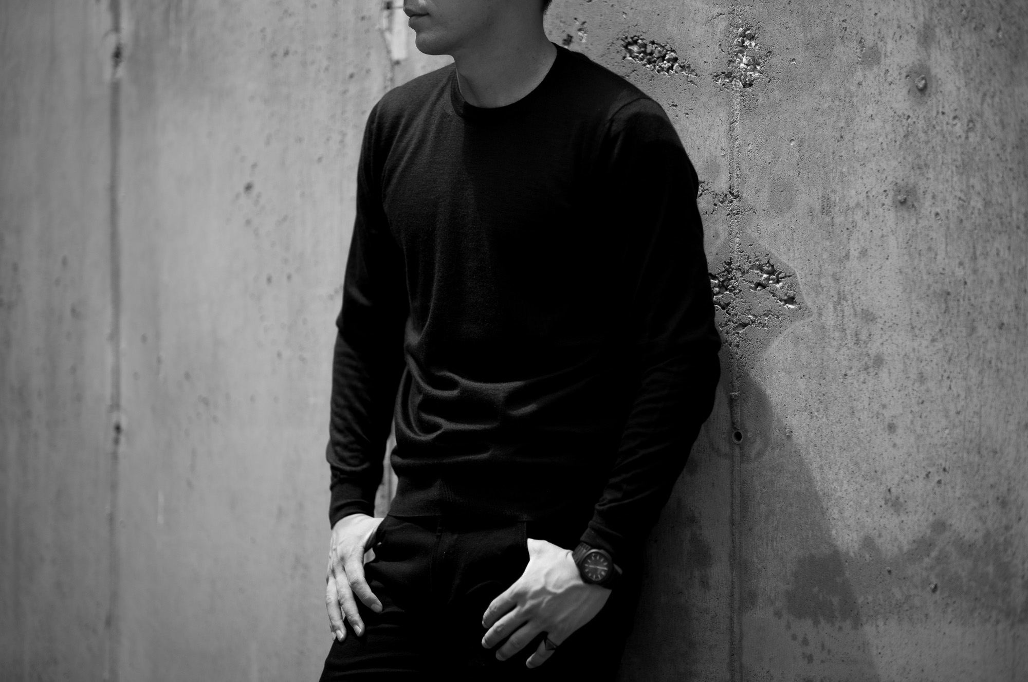 FEDELI (フェデリ) Silk Cashmere Crew Neck Sweater シルクカシミア クルーネック セーター BLACK (ブラック・9) made in italy (イタリア製) 2022 秋冬 【ご予約受付中】愛知 名古屋 Alto e Diritto altoediritto アルトエデリット