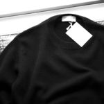 RENCONTRANT (レンコントラント) Cashmere Crew Neck Sweater (クルーネック セーター) Cashmere 100% ミドルゲージ カシミヤ ニット セーター BLACK (ブラック) MADE IN JAPAN (日本製) 2022 秋冬新作 【入荷しました】【フリー分発売開始】のイメージ