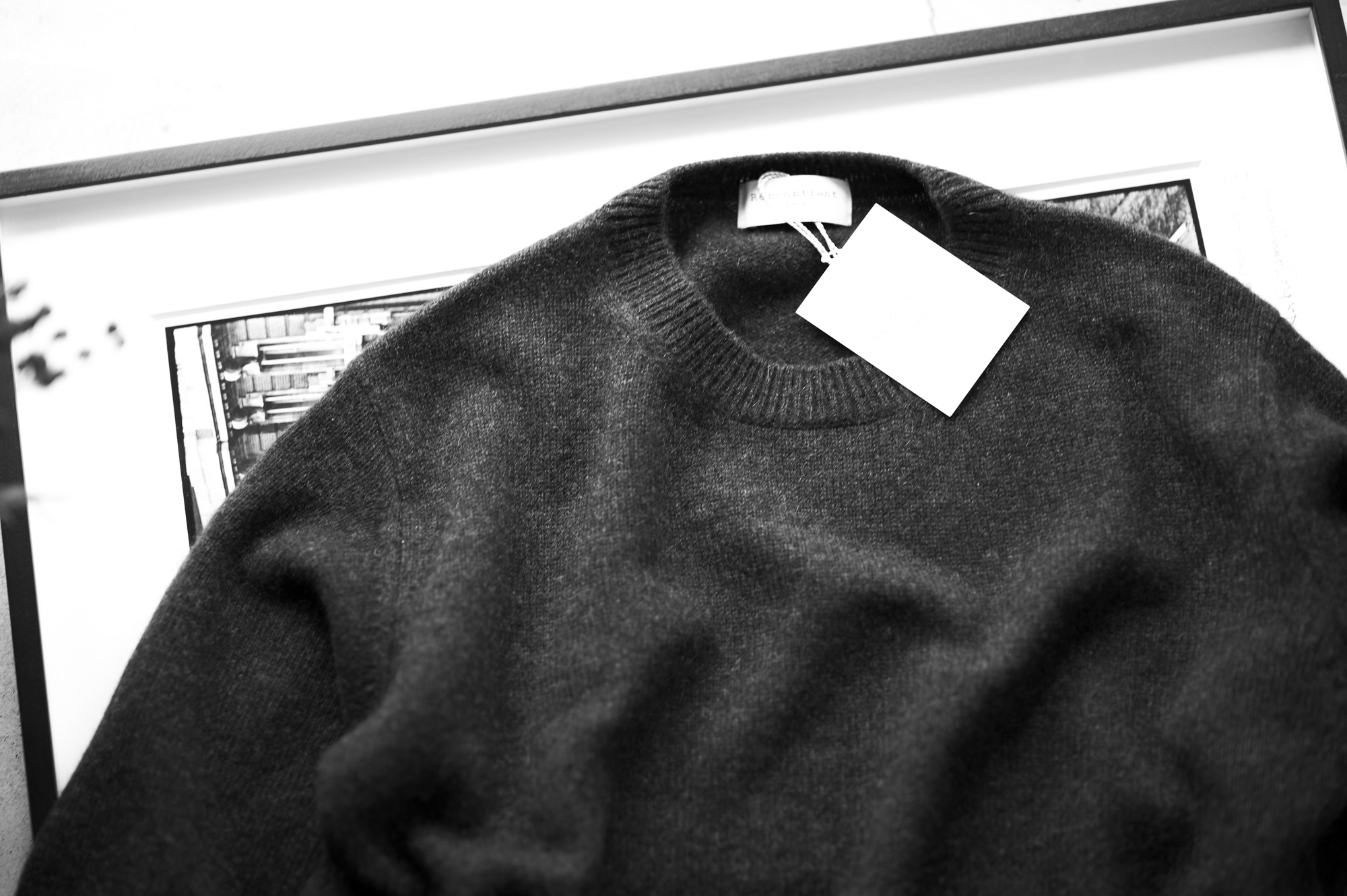 RENCONTRANT (レンコントラント) Cashmere Sweater ミドルゲージ カシミヤクルーネックセーター CHARCOAL (チャコール) 愛知 名古屋 Alto e Diritto altoediritto アルトエデリット カシミア