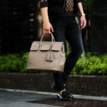 ACATE × cuervo bopoha (アカーテ × クエルボ ヴァローナ) GHIBLI (ギブリ) Montblanc leather (モンブランレザー) トートバッグ レザーバッグ TAUPE (トープ) MADE IN ITALY (イタリア製) 2022 【Special Special Special Model】のイメージ