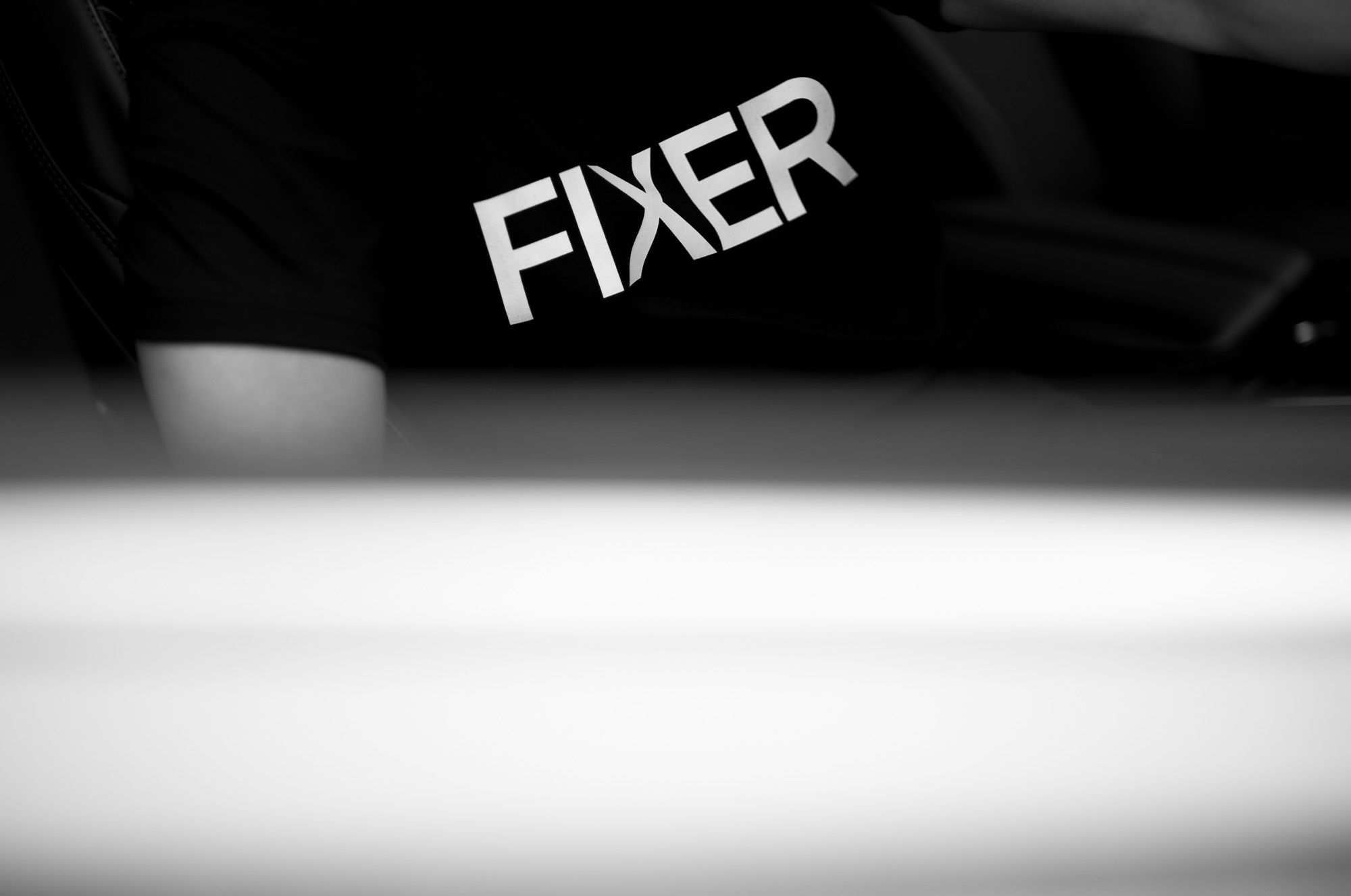 FIXER FTS-02 Print Crew Neck T-shirt BLACK 【Special Model】【東京限定】フィクサー プリントTシャツ ブラック ホワイトロゴ 愛知 名古屋 Alto e Diritto altoediritto アルトエデリット 東京限定