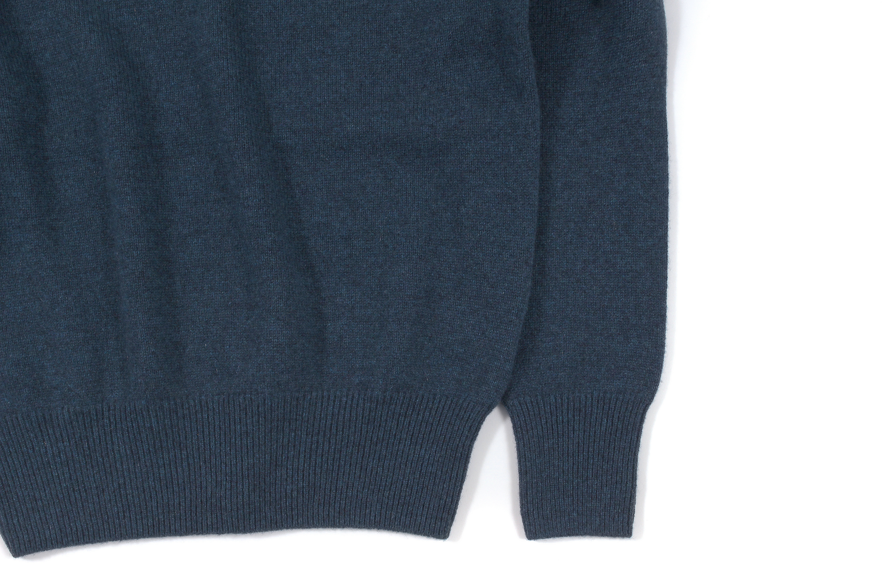 RENCONTRANT (レンコントラント) Cashmere Crew Neck Sweater (クルーネック セーター) Cashmere 100% ミドルゲージ カシミヤ ニット セーター ATRANTIC DEEP (ブルー) MADE IN JAPAN (日本製) 2022 秋冬新作 【入荷しました】【フリー分発売開始】愛知 名古屋 Alto e Diritto altoediritto アルトエデリット