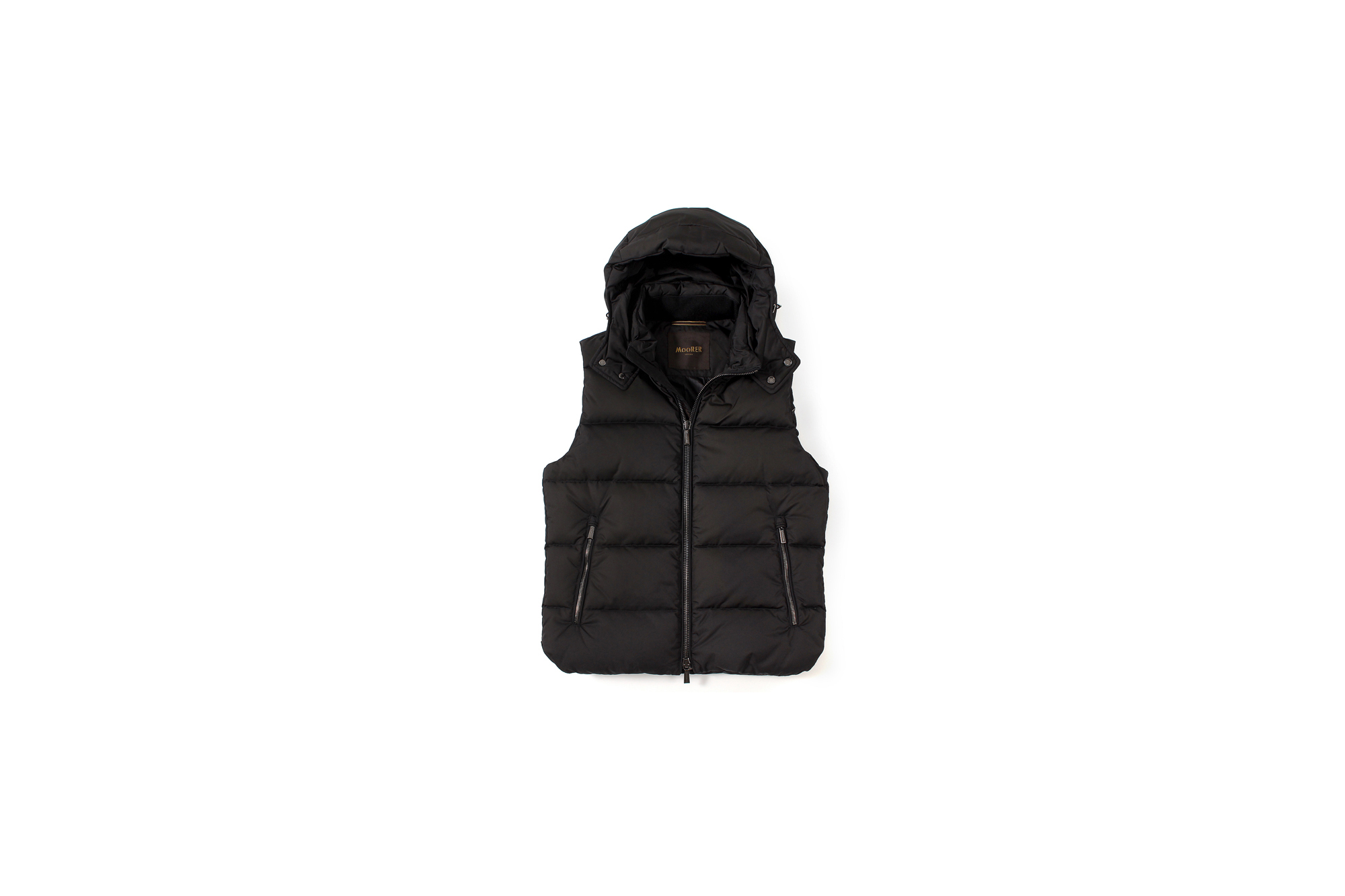 MOORER (ムーレー) FIRE-WK (フェイヤー) Nylon Down Vest ナイロン ダウンベスト AVORIO(ホワイト) Made in italy (イタリア製) 2022 秋冬MOORER (ムーレー) FIRE-WK (フェイヤー) Nylon Down Vest ナイロン ダウンベスト NERO (ブラｌック) Made in italy (イタリア製) 2022 秋冬altoediritto　アルトエデリット ベスト ナイロンダウン 防寒