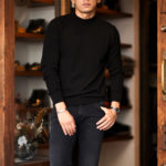 RIVORA (リヴォラ) SIDE CABLE Mock Neck Pull-Over (サイドケーブル モックネック プルオーバー) SUPER120s Wool サイドケーブル ウール モックネック セーター BLACK (ブラック・010) MADE IN JAPAN (日本製) 2022秋冬新作 【入荷しました】【フリー分発売開始】のイメージ