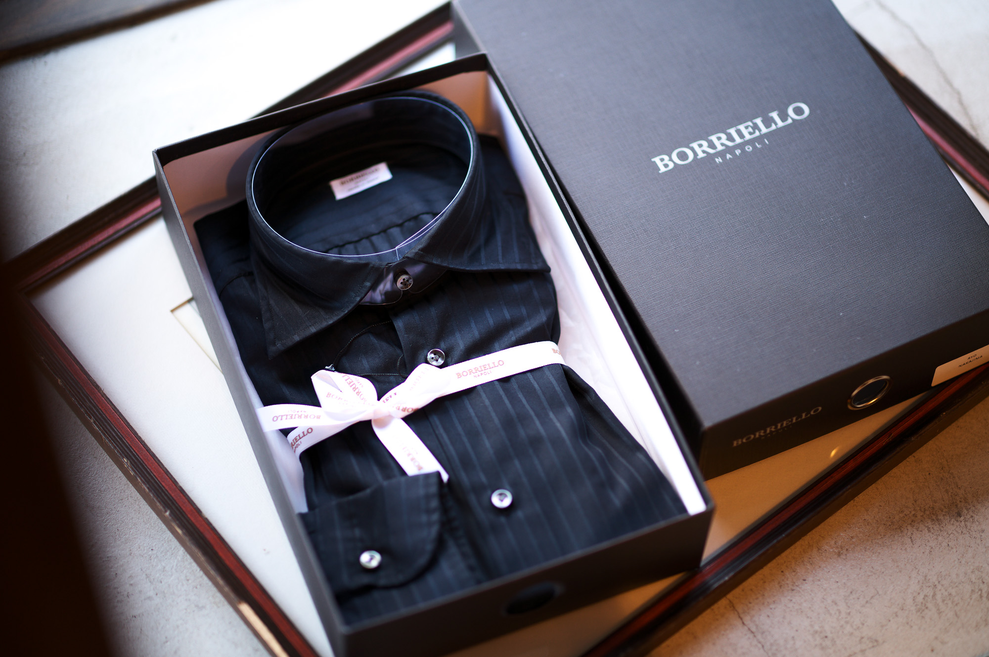 BORRIELLO "MADE TO MEASURE" Z2028 BLACK 2022AW ボリエッロ シャツ ブラック ストライプ ドレスシャツ 愛知 名古屋 Alto e Diritto altoediritto アルトエデリット