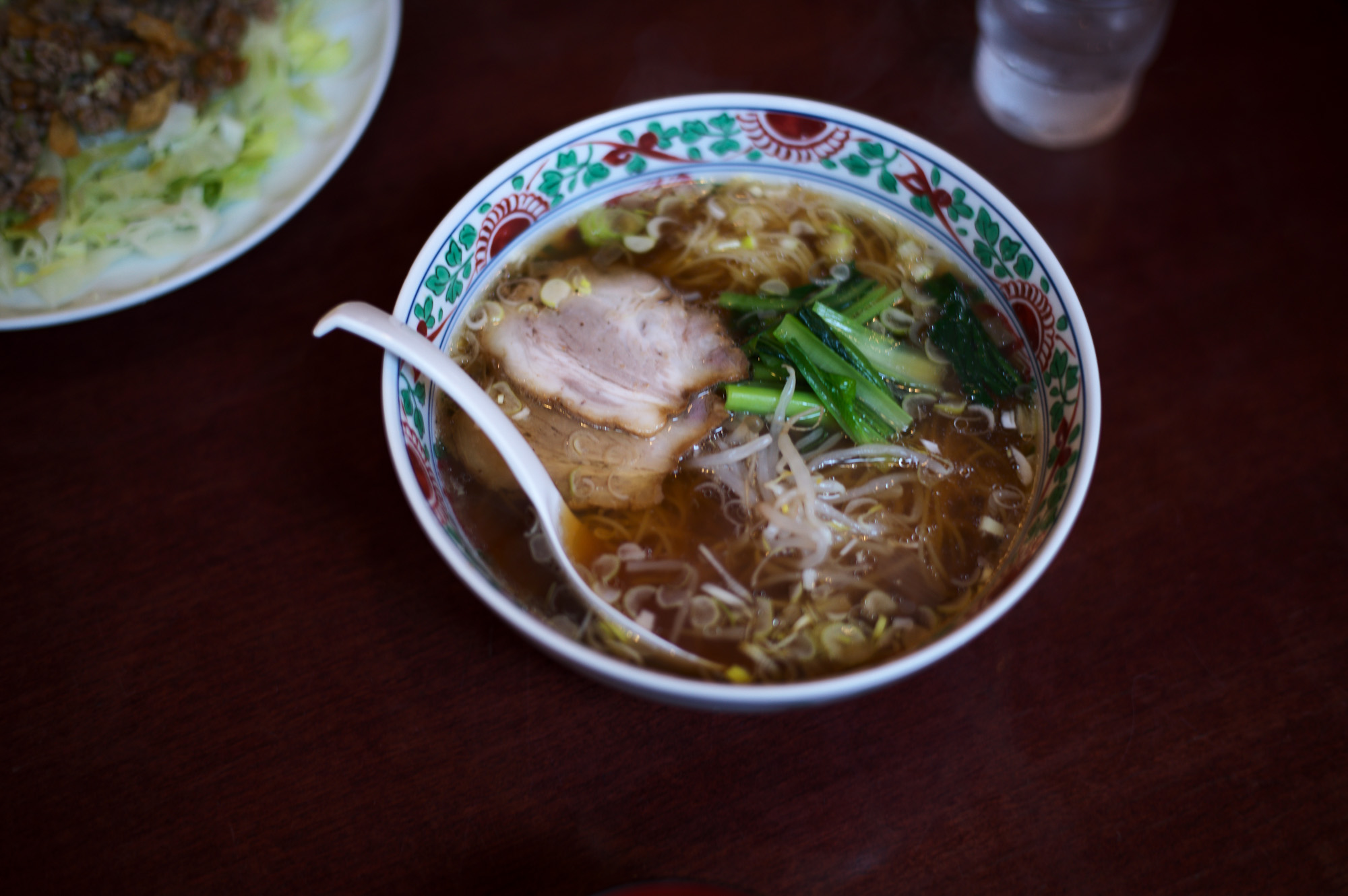 中華風家庭料理 ふーみん (表参道/中華料理)　〒107-0062 東京都港区南青山５丁目７−１７ 03-3498-4466　表参道・青山エリアの南青山の中華料理店、中華風家庭料理 ふーみんのオフィシャルページです　CHACOあまみや　千駄ヶ谷の有名なステーキ屋「CHACOあめみや」 炭焼きステーキ 〒151-0051 東京都渋谷区千駄ケ谷１丁目７−１２ 03-3402-6066 http://chacoamemiya.com/sp/ １９７９年（昭和５４年）に開店してから当時のままの姿の店内は重みを感じる。　（お客様からは「昭和の香りがする・・」と言われます）真っ白だった壁も年月を感じさせる趣がある。店内に入るとまず目に入るのが、大きな炭焼きの竈。営業当時からの肉の旨みを沢山吸い込んでいるかも・・・。１９７９年（昭和５４年）に開店してから当時のままの姿の店内は重みを感じる。　（お客様からは「昭和の香りがする・・」と言われます）真っ白だった壁も年月を感じさせる趣がある。店内に入るとまず目に入るのが、大きな炭焼きの竈。営業当時からの肉の旨みを沢山吸い込んでいるかも・・・。炭で焼かれたステーキのお皿は鉄板ではなく鋳物です。牛肉は融点が高いため冷めやすい鉄板ではすぐに肉が固くなってしまいます。チャコのお皿は長い時間温かいので柔らかい牛肉をゆっくりご賞味いただけます。ワイン片手に語らいながら心安らぐ美味しい時間をお過ごしください。LA BISBOCCIA　ラ・ビスボッチャ/LA BISBOCCIA (広尾/イタリアン) RISTORANTE LA BISBOCCIA 〒150-0013 東京都渋谷区恵比寿2-36-13 広尾MTRビル1F "イタリア政府公認レストラン"として選ばれた本格的イタリアン。スタッフもイタリア人が中心で、イタリアにいる気分になれそうな空間。 https://labisboccia.tokyo/ 愛知 名古屋 Vineria Cassini ヴィネリア カッシーニ 東別院 イタリアン 愛知県名古屋市中区伊勢山1-9-13 伊勢山ハイツ1F #1F Iseyamahaitsu, 1-9-13 Iseyama Naka-ku, Nagoya-shi, Aichi-ken 460-0026, Japan イタリアを旅するような気分で楽しむ郷土料理と様々なワイン "Vineria(ヴィネリア)とは、イタリア語でVino(ワイン)＋Osteria(食堂)を足した造語です。 イタリアの郷土料理とその土地で造られた様々なワインをイタリアを旅するような気分でお楽しみいただけます。 「イタリア現地の味」を目指した素材を生かすストレートかつ伝統的なイタリア料理をアラカルトもしくはコースでお楽しみください。 約200種類のイタリアワインの中から、ソムリエがベストなワインを選びます。お料理やお好みに合わせたグラスワインやワインコースもご用意しております。"2021年10月15日 煖 MEI メイ イタリアン 国際センター 名古屋市西区那古野1-23-2 四間道糸重3 mei-nagoya.com shikemichi サンタキアラ Santa Chiara コース 18時一斉スタート きのこ キノコ 森内敬子　モーゼ十戒　ナナツモリピノノワール 2016 pinot noir ドメーヌタカヒコ 曽我貴彦 北海道余市郡余市町登町1395  ワイン名古屋市東区徳川町　天然キノコ MEI 那古野 ネコ 猫　にゃんこ 愛知 名古屋 Alto e Diritto altoediritto アルトエデリット カウンター7席 えごま　味噌カツ ミソカツ みそかつ とんかつ 東別院 〒460-0021 愛知県名古屋市中区平和2丁目16-15 052-323-0963  鶴舞線のガード下にあるトンカツの美味しいお店 みそかつ えごま　和食 美奈登 ミナト 老舗焼肉店 神宮前/焼肉 レトロ モクモク 味噌ダレ とんちゃん 熱田 ホルモン ヤキニク とんねるず ペレ きたなシュラン 懐かし 名鉄堀田駅から徒歩20分 瑞穂区 〒467-0879 愛知県名古屋市瑞穂区平郷町2-6-2 LA VAGABONDE ラ・ヴァガボンド フレンチ フランス料理 鶴舞 ラヴァカボンド chef ryousuke iwamoto 岩本龍介 予約のとれないフレンチ 名店 美食家 放浪者 旅人 愛知県名古屋市中区千代田2丁目14-24 キャノンピア鶴舞 1F 愛知 名古屋 Alto e Diritto altoediritto アルトエデリット 超絶フレンチ ドレスコード ディナー STEAK HOUSE Beef Okuma ステーキハウス ビーフオークマ 名古屋店 霜降り黒毛和牛 サーロイン フィレ シャトーブリアン 仙台牛 宮城牛 近江牛 150g 200g ハンバーグ 松坂屋 名古屋店 愛知　名古屋 Alto e Diritto altoediritto  GW休暇 Alto e Diritto アルトエデリット altoediritto 愛知 名古屋 ゴールデンウィーク 休暇 炭火焼肉 煖  だん ダン 愛知 名古屋 焼き肉  名駅店 瑞穂本店 Alto e Diritto altoediritto アルトエデリット 夢 希望 Dream FREEMASONRY フリーメーソン AUDEMARS PIGUET オーデマピゲ SEX PISTOLS セックスピストルズ JOY DIVISION ジョイディヴィジョン DAVID BOWIE デヴィットボーウィ THE VELVET UNDERGROUND ザベルベットアンダーグラウンド THE ROLLING STONES ザローリングストーンズ QUEEN クイーン LED ZEPPELIN レッドツェッペリン Alto e Diritto アルトエデリット 愛知 名古屋 Italy MOORER ムーレー / BELVEST ベルベスト / ISAIA イザイア / LUCA GRASSIA ルカグラシア / Alfredo Rifugio アルフレードリフージオ / LARDINI ラルディーニ / De Petrillo デ・ペトリロ / TAGLIATORE タリアトーレ / Sealup シーラップ / EMMETI エンメティ / CINQUANTA チンクアンタ / SILENCE サイレンス / MOLEC モレック / Finamore フィナモレ / ORIAN オリアン / AVINO Laboratorio Napoletano アヴィーノ / INCOTEX インコテックス / INCOTEX SLACKS インコテックススラックス / PT TORINO ピーティートリノ / BERWICH ベルウィッチ / VIGANO ヴィガーノ / RICHARD J.BROWN リチャードJブラウン / FEDELI フェデーリ / MANRICO CASHMERE マンリコカシミヤ / ZANONE ザノーネ / Cruciani クルチアーニ / GRAN SASSO グランサッソ / Settefili Cashmere セッテフィーリカシミア / Girelli Bruni ジレリブルーニ / ENZO BONAFE エンツォボナフェ / FERRANTE フェランテ / GHOUD ゴード / ACATE アカーテ / Cisei シセイ / STEFANO RICCI ステファノリッチ / ALPO アル France Georges de Patricia ジョルジュドパトリシア / SAINT LAURENTサンローラン / CELINE セリーヌ / AUBERCY オーベルシー / lucien pellat-finet ルシアンペラフィネ / NATIONAL STANDARD ナショナルスタンダー U.S.A. South Paradiso Leather サウスパラディソ / JACQUESMARIEMAGE ジャックマリーマージュ / MARC MARMEL マークマーメル / WHITE'S BOOTS ホワイツブーツ / JUTTA NEUMANN ユッタニューマン England GRENFELL グレンフェル / J&M DAVIDSON ジェイアンドエムディヴィッドソン / JAMES GROSE ジェームスグロース / JOHN SMEDLEY ジョンスメドレー / Johnstons ジョンストンズ Other FIXER フィクサー / cuervo bopoha クエルボ ヴァローナ / BACKLASH The Line バックラッシュ ザライン / RIVORA リヴォラ / C.QP / Order Suit オーダースーツ 愛知 名古屋 Alto e Diritto altoediritto アルトエデリット